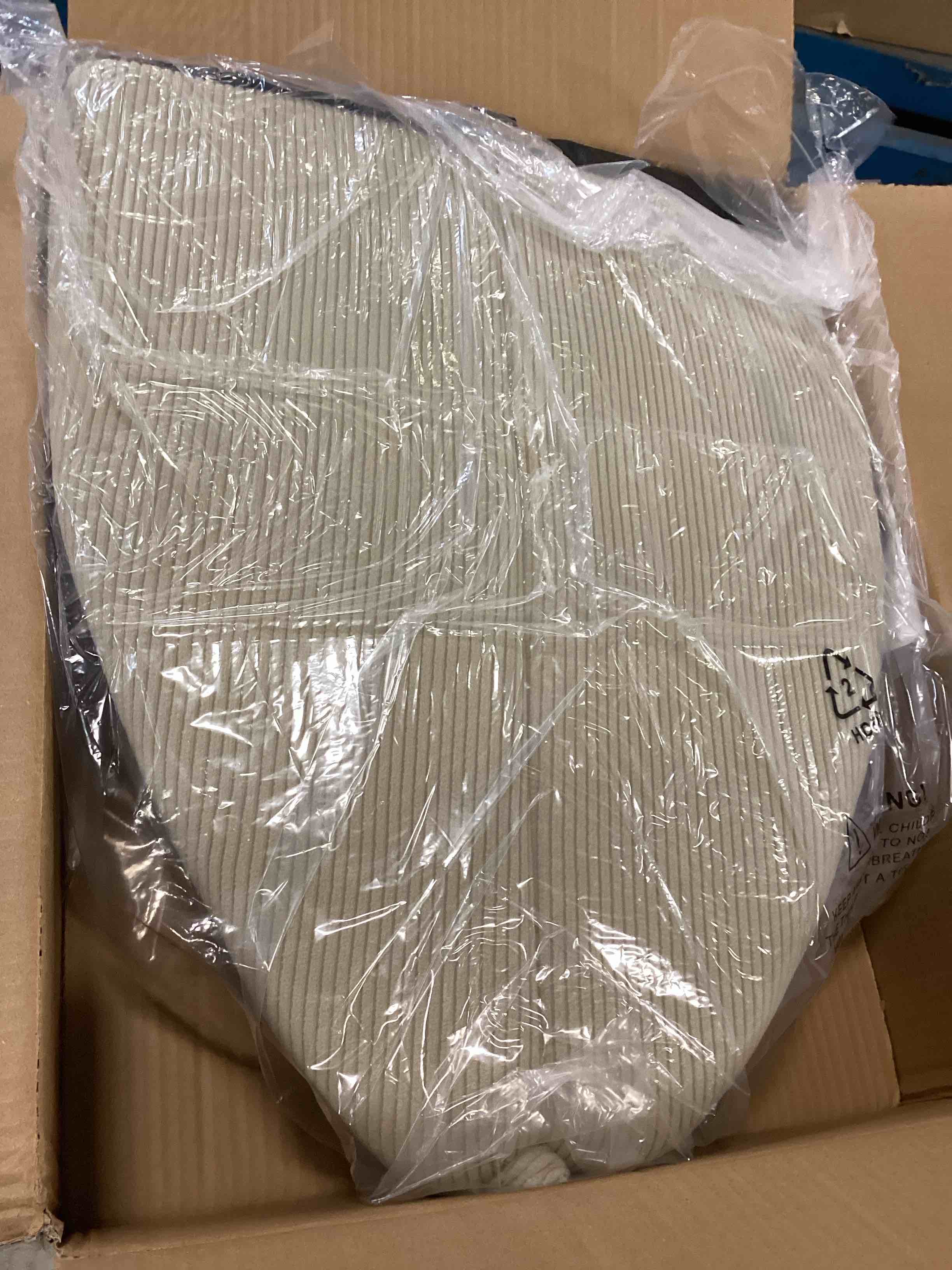 https://s3.amazonaws.com/lotting-images-prod/bidfta/GRN6538535_1717524776254.jpeg