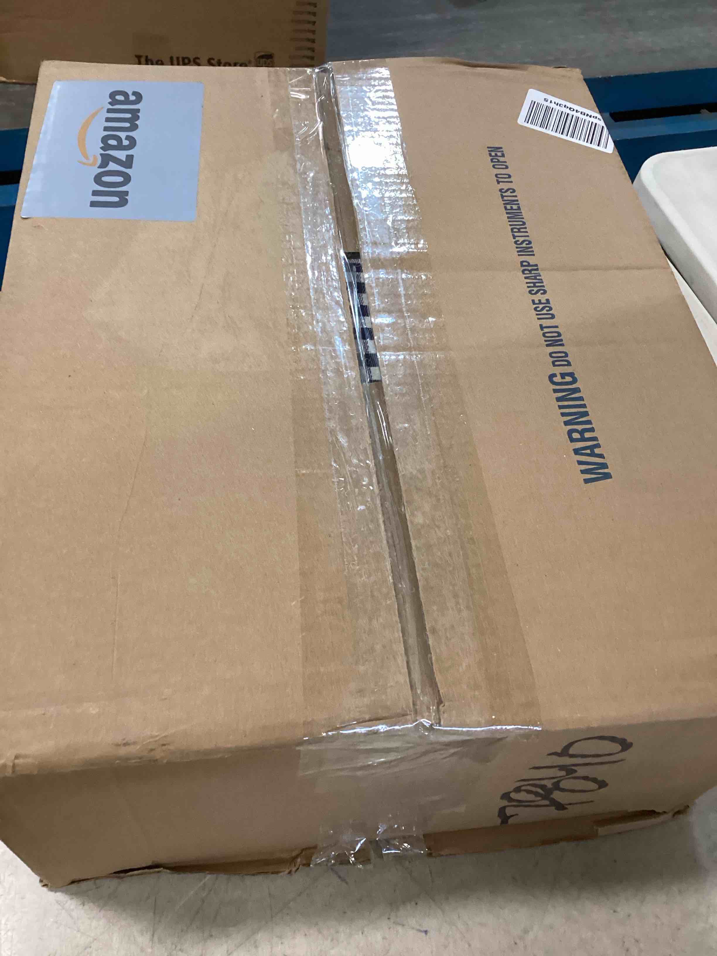 https://s3.amazonaws.com/lotting-images-prod/bidfta/GRN6539743_1717442567531.jpeg