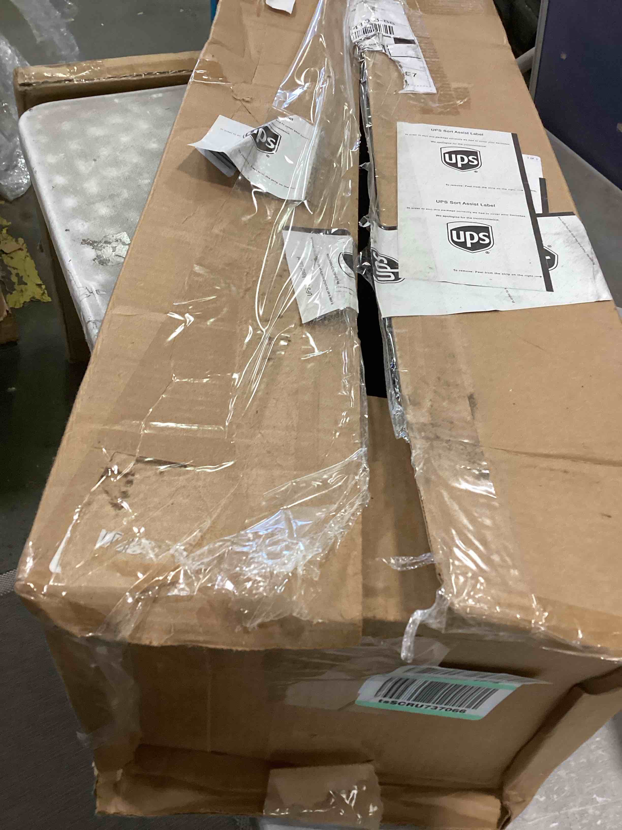 https://s3.amazonaws.com/lotting-images-prod/bidfta/GRN6540315_1717679177064.jpeg