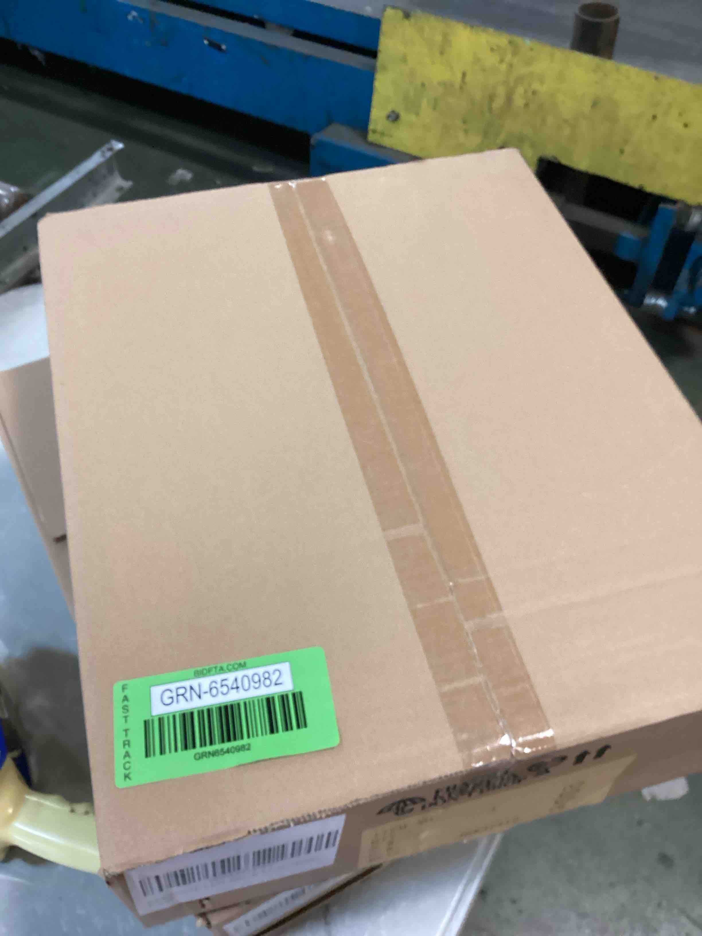 https://s3.amazonaws.com/lotting-images-prod/bidfta/GRN6540982_1717605233621.jpeg