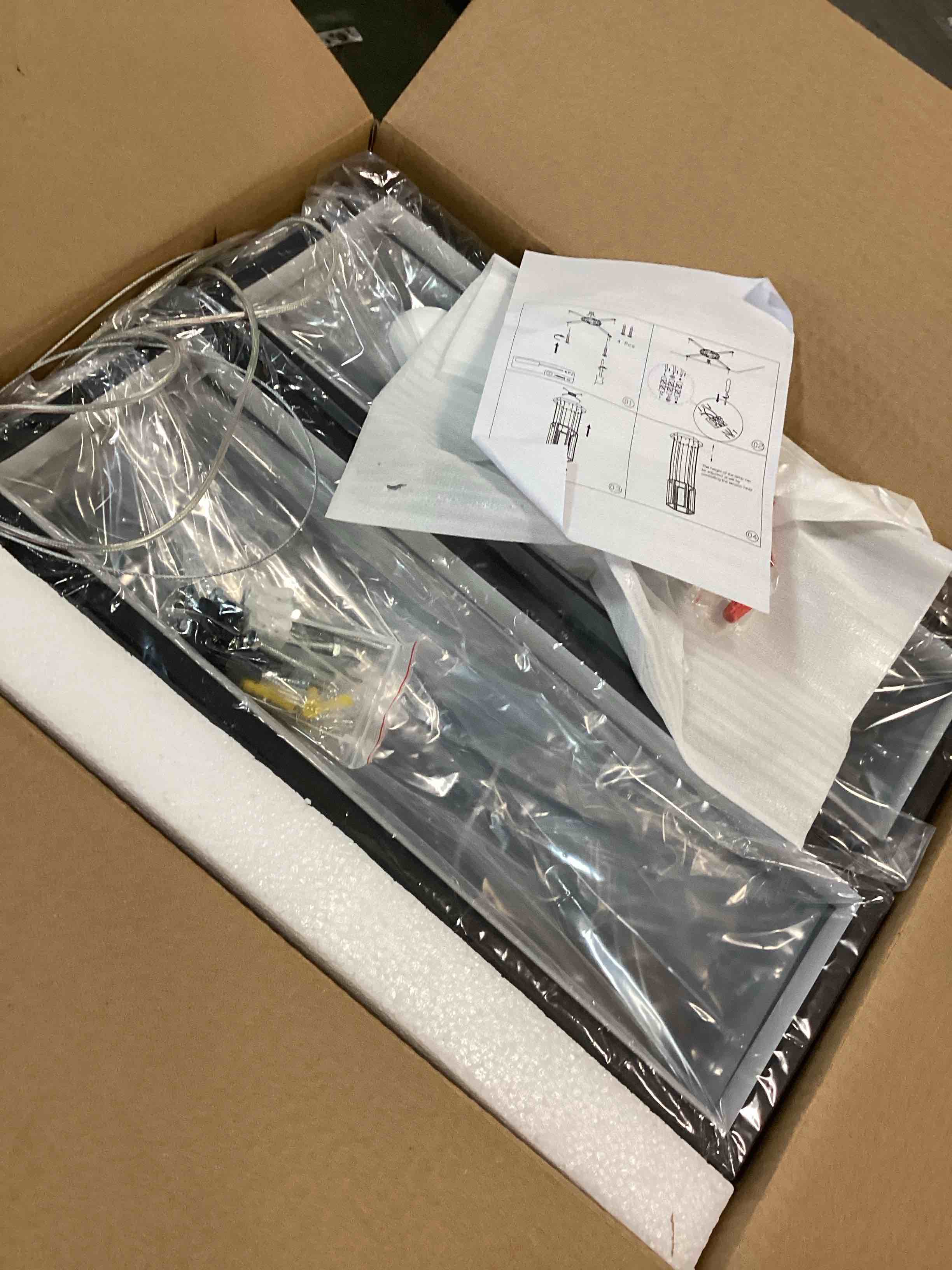 https://s3.amazonaws.com/lotting-images-prod/bidfta/GRN6540982_1717605252552.jpeg