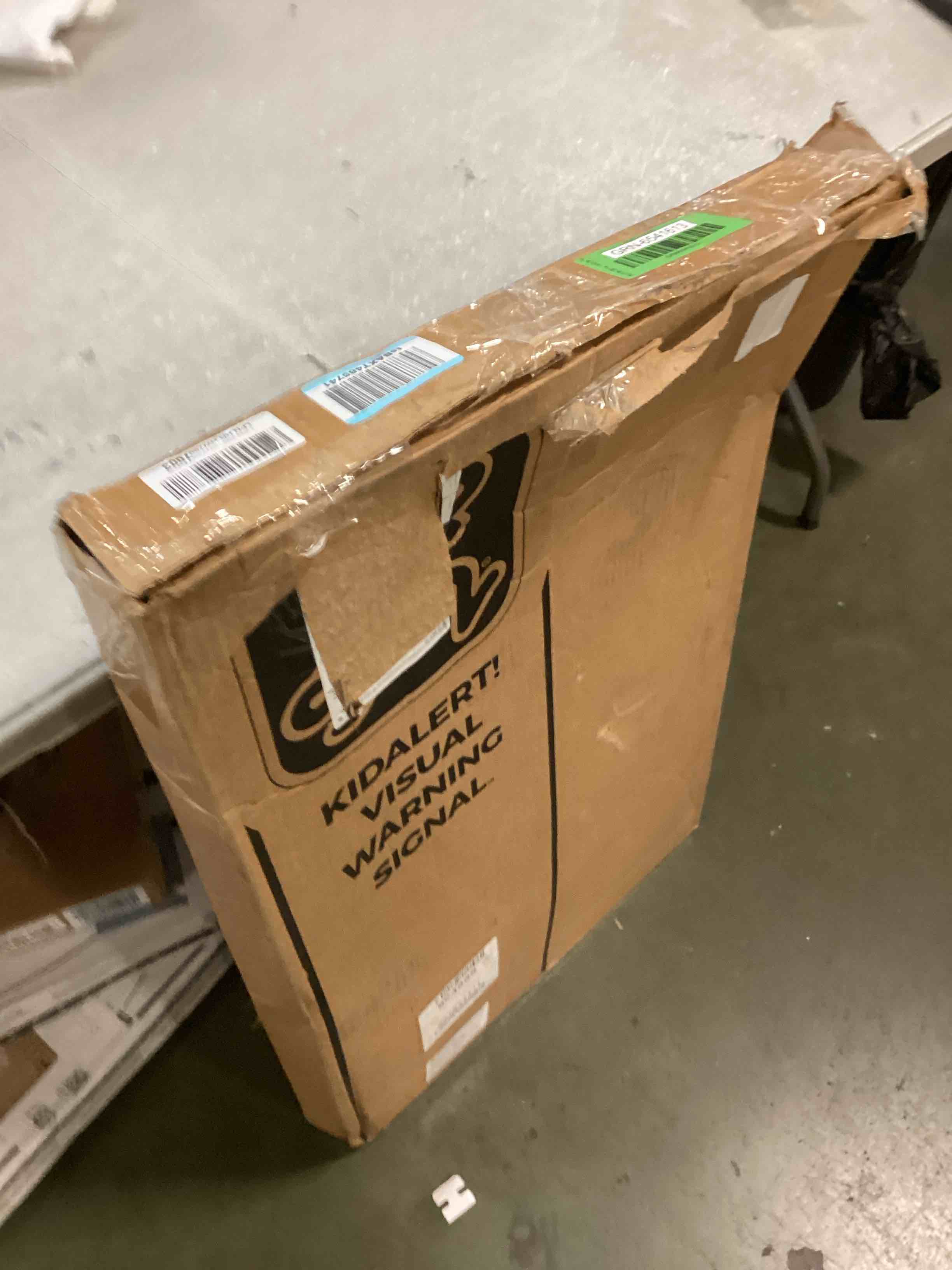 https://s3.amazonaws.com/lotting-images-prod/bidfta/GRN6541613_1717856160336.jpeg