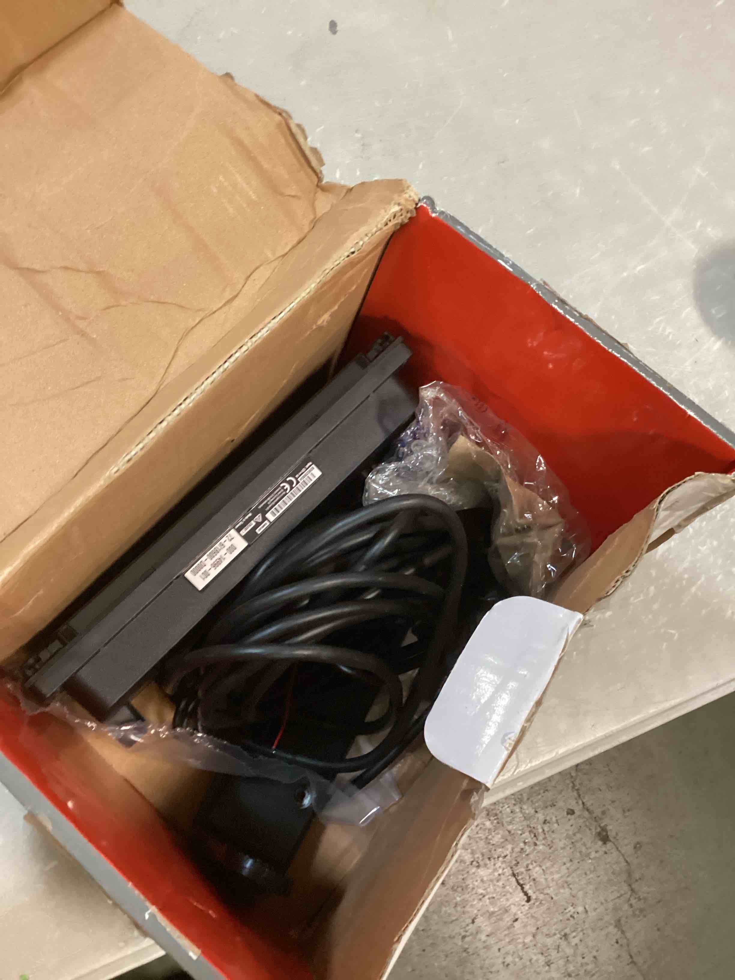 https://s3.amazonaws.com/lotting-images-prod/bidfta/GRN6541635_1717860260548.jpeg