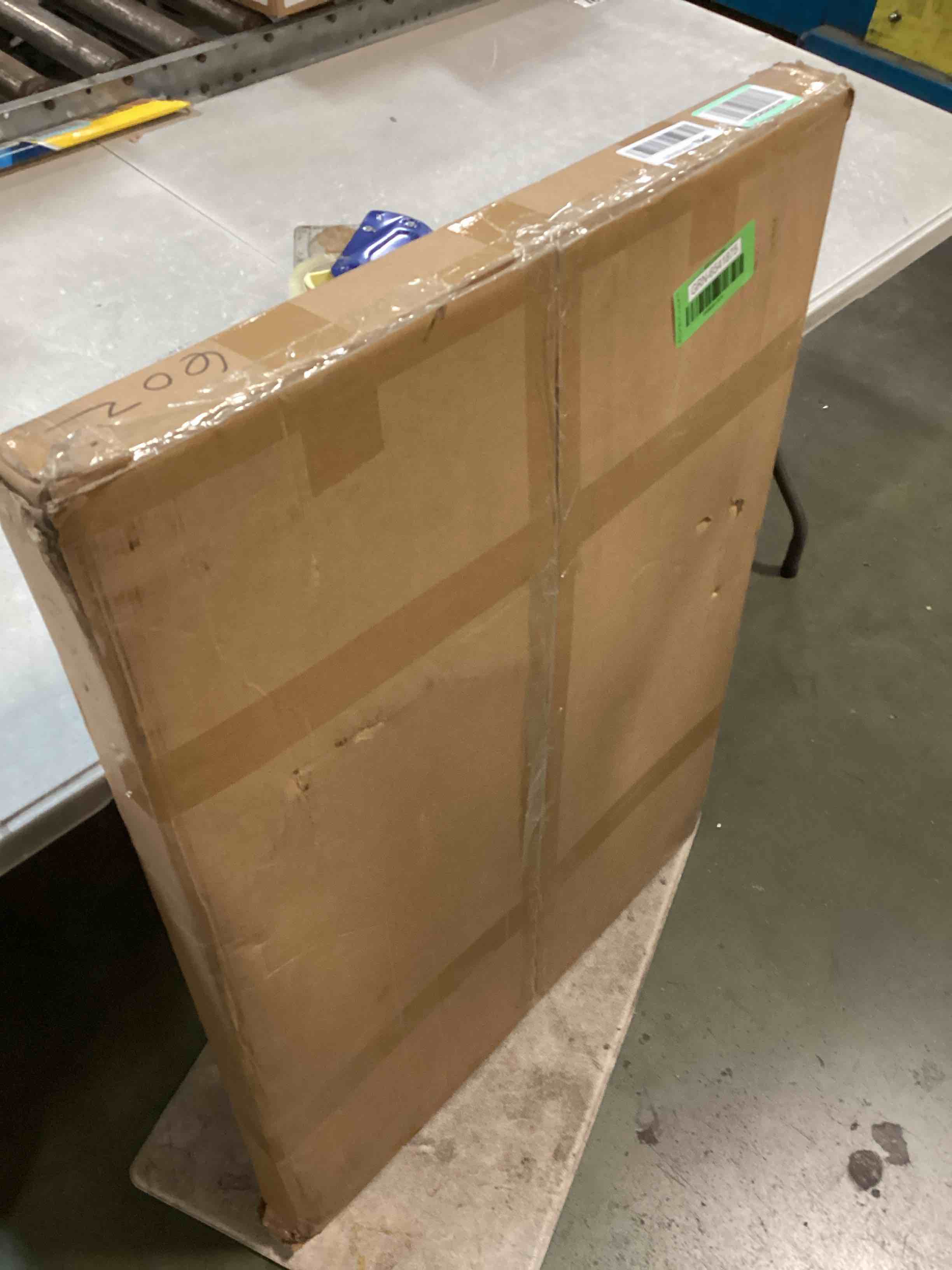 https://s3.amazonaws.com/lotting-images-prod/bidfta/GRN6541875_1718110645205.jpeg