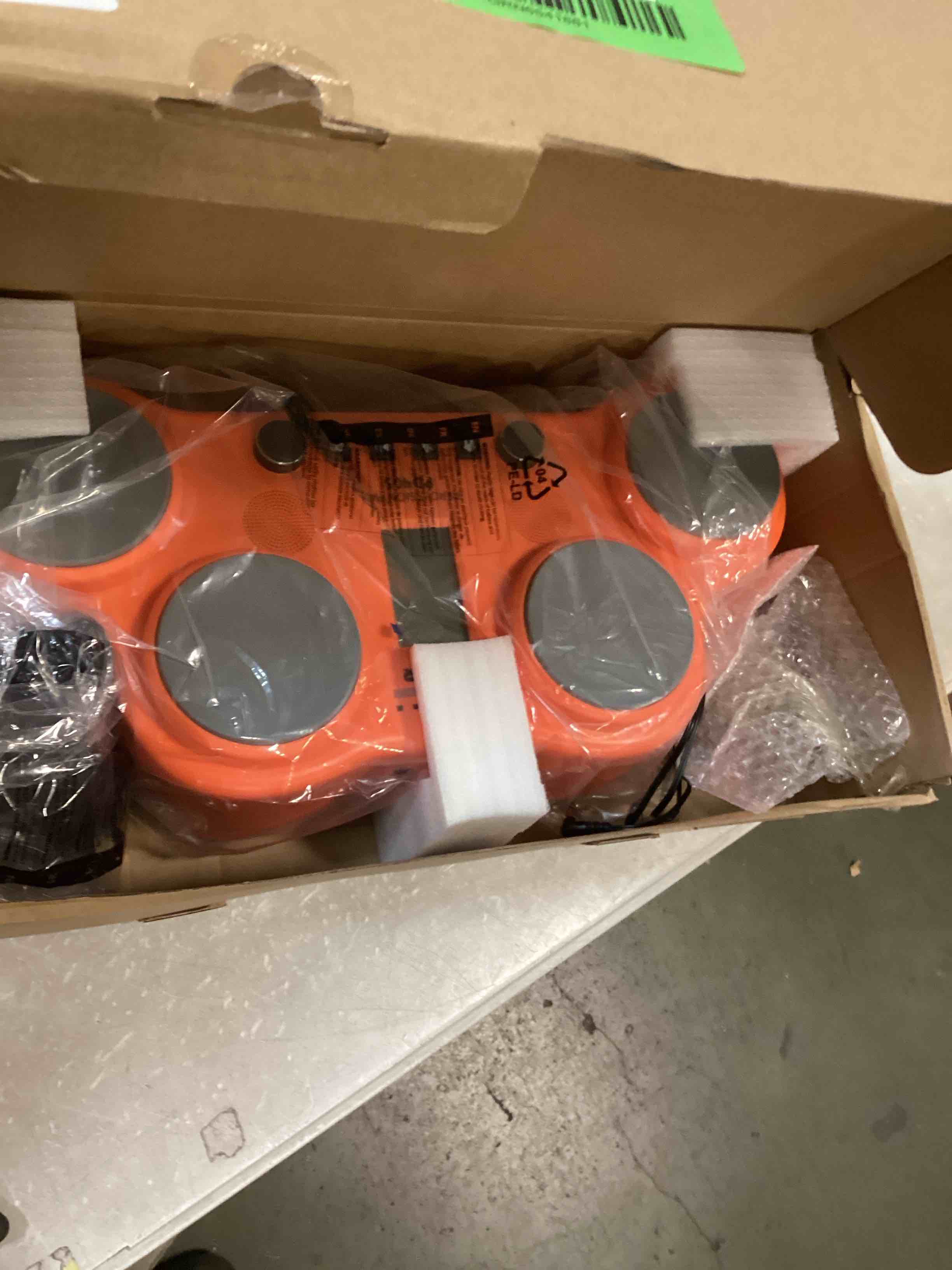 https://s3.amazonaws.com/lotting-images-prod/bidfta/GRN6541881_1718111637725.jpeg