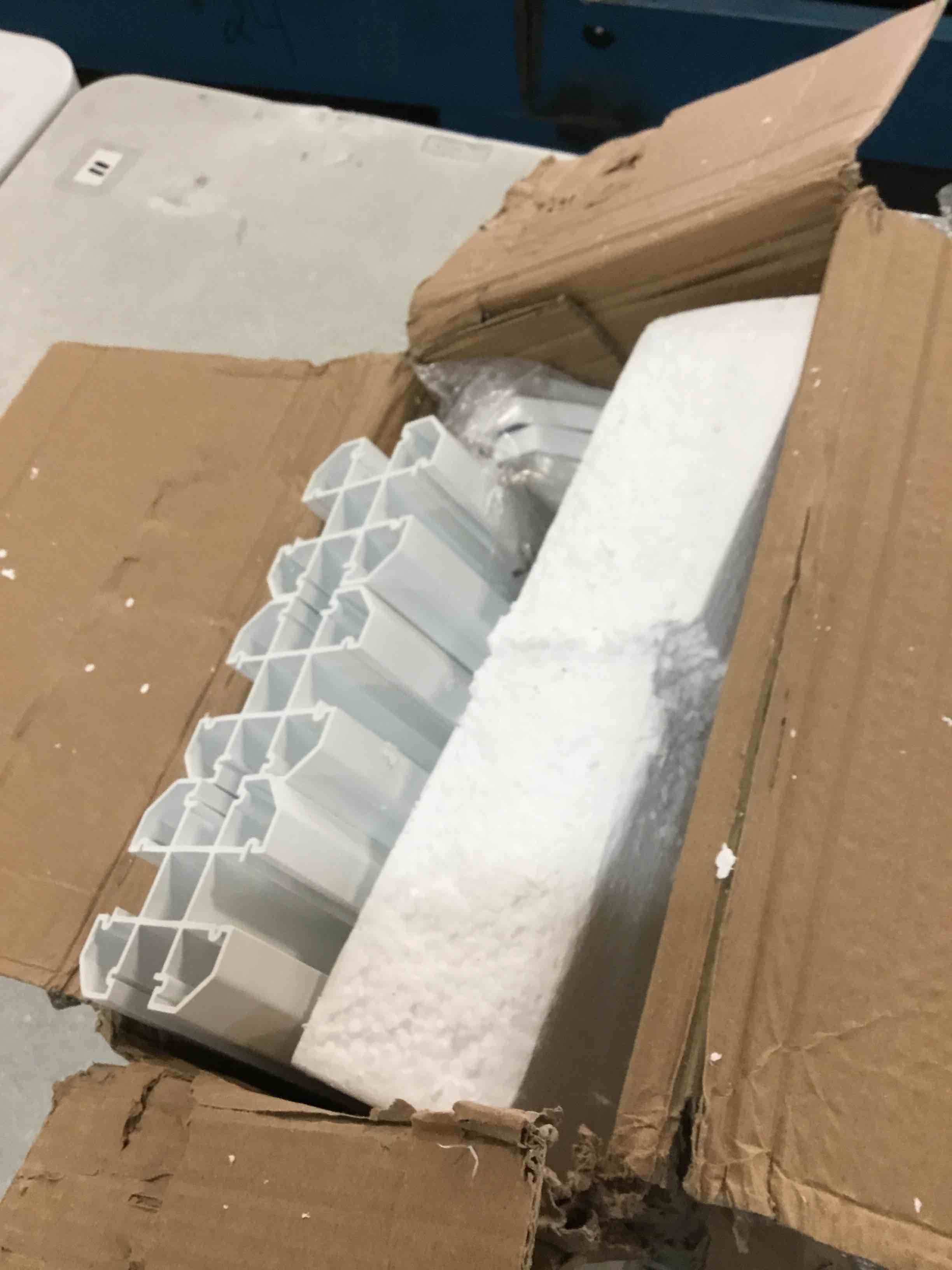 https://s3.amazonaws.com/lotting-images-prod/bidfta/GRN6542857_1718039998050.jpeg