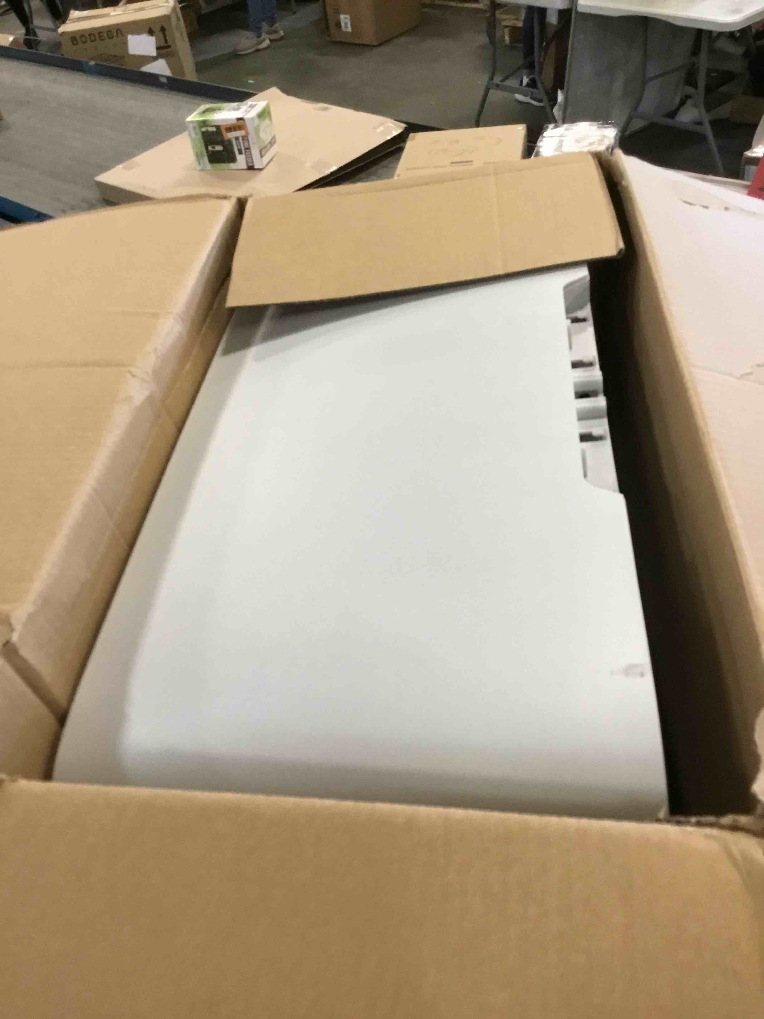 https://s3.amazonaws.com/lotting-images-prod/bidfta/GRN6543332_1718208073206.jpeg
