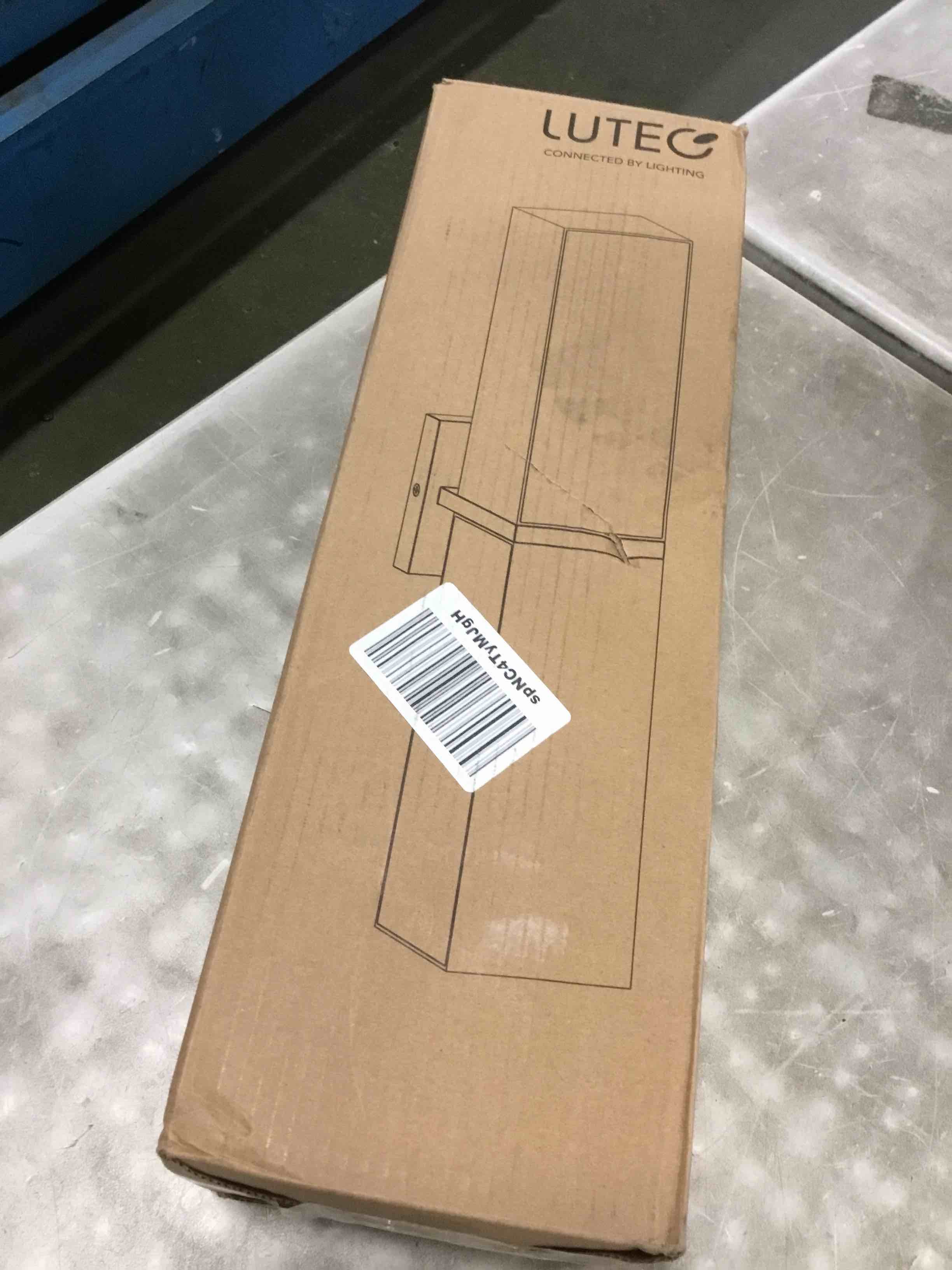 https://s3.amazonaws.com/lotting-images-prod/bidfta/GRN6544320_1717262022672.jpeg