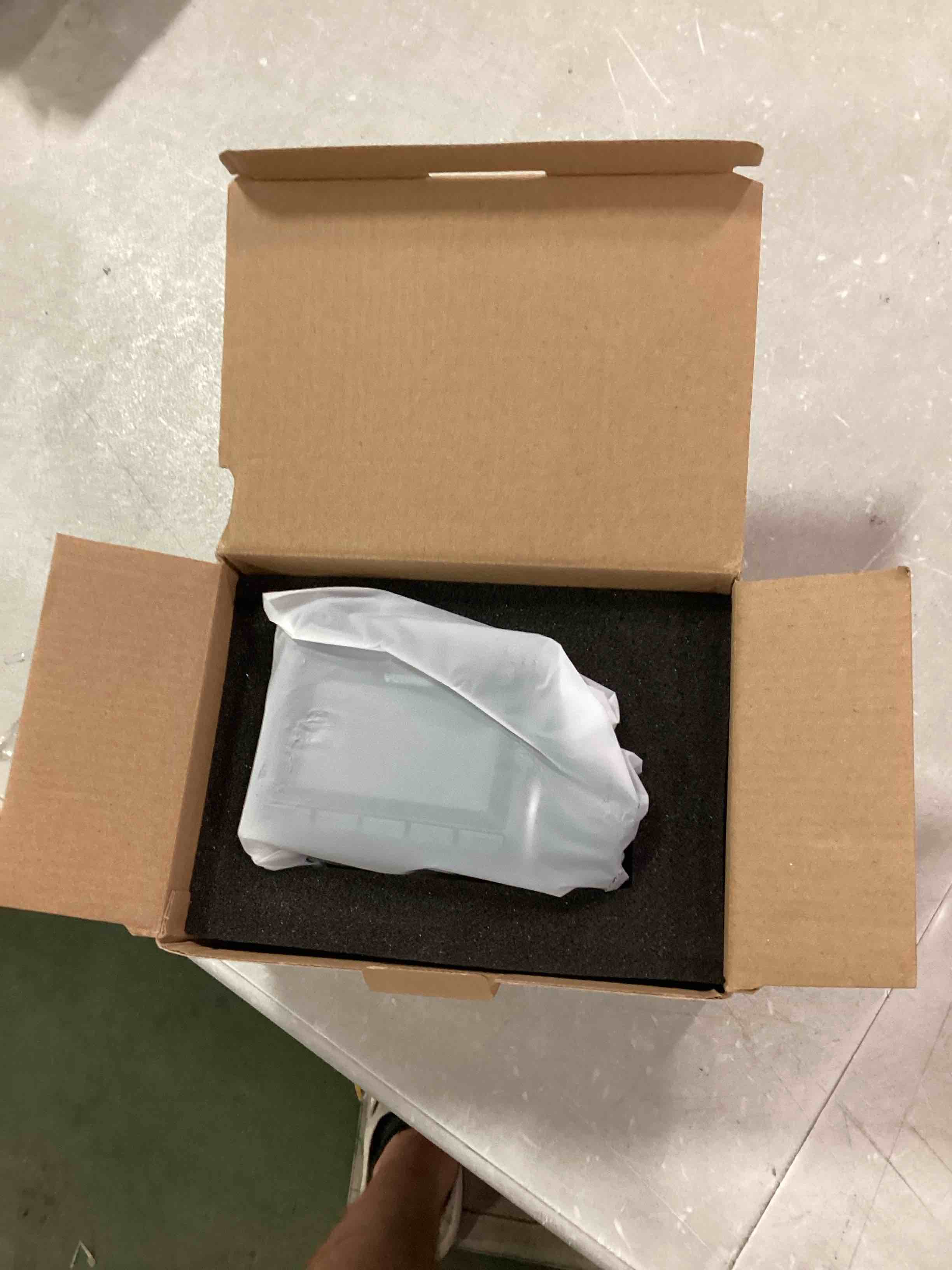 https://s3.amazonaws.com/lotting-images-prod/bidfta/GRN6544800_1717526672233.jpeg