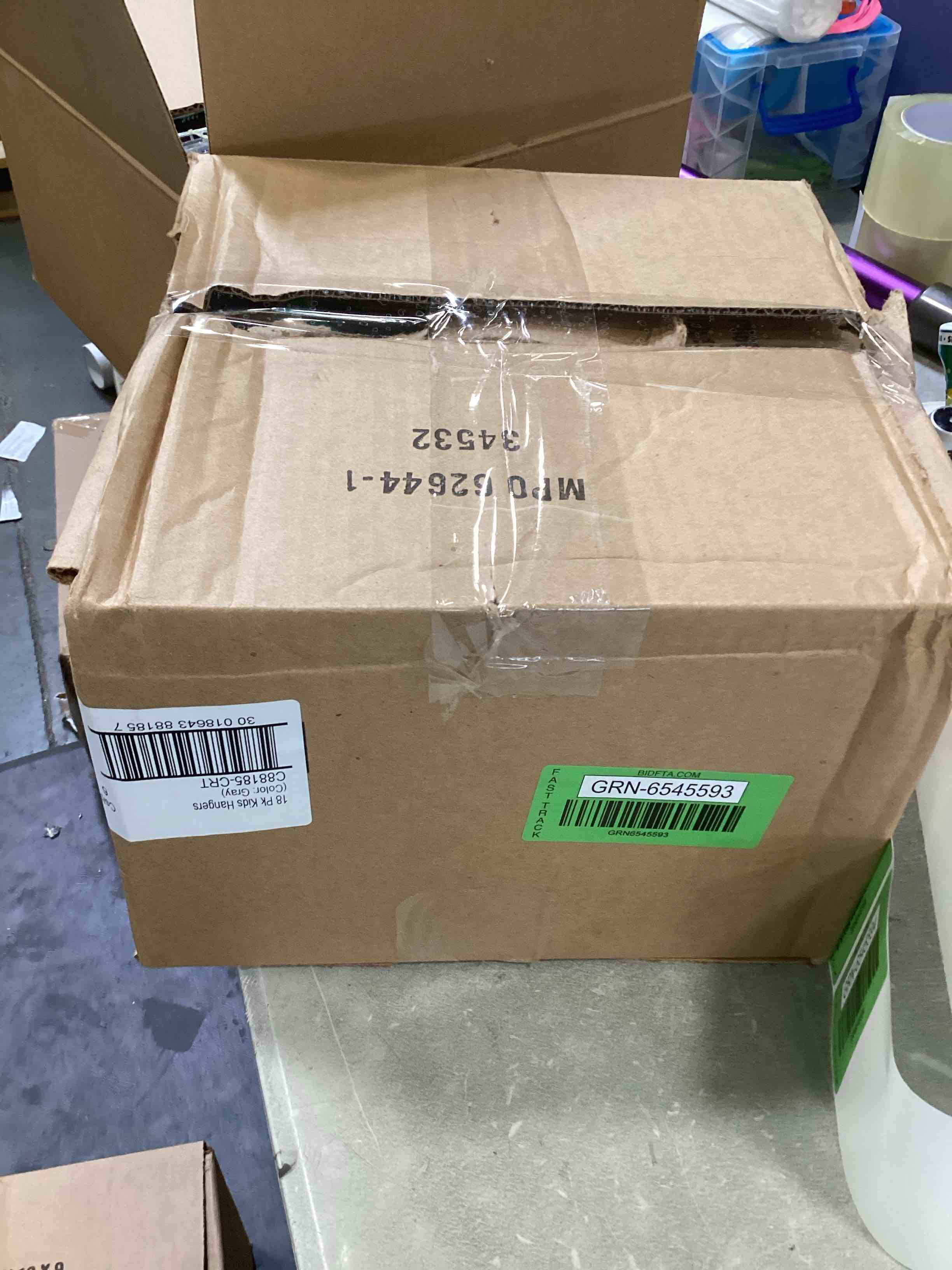 https://s3.amazonaws.com/lotting-images-prod/bidfta/GRN6545594_1717097381581.jpeg