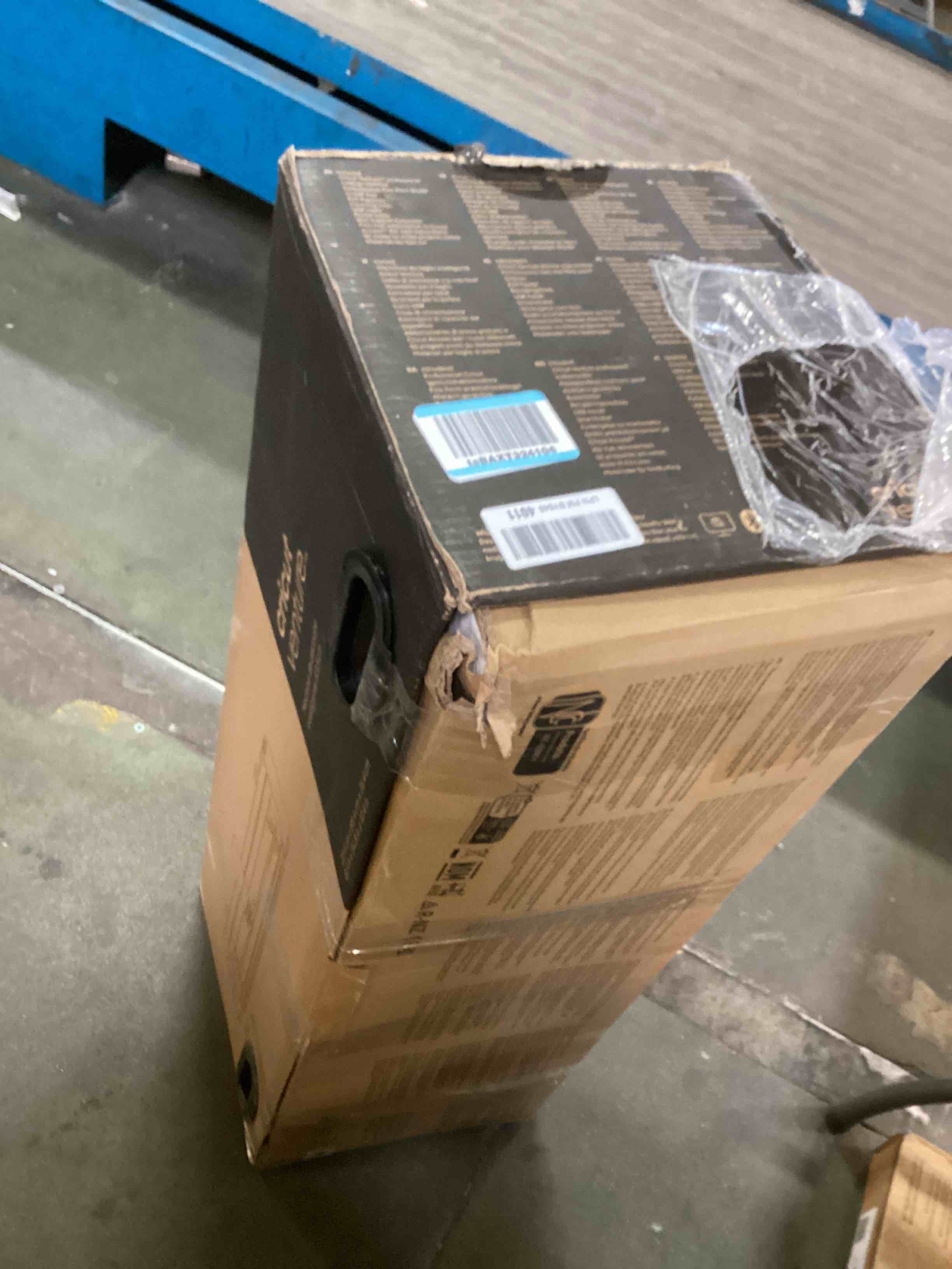 https://s3.amazonaws.com/lotting-images-prod/bidfta/GRN6546783_1717176147630.jpeg
