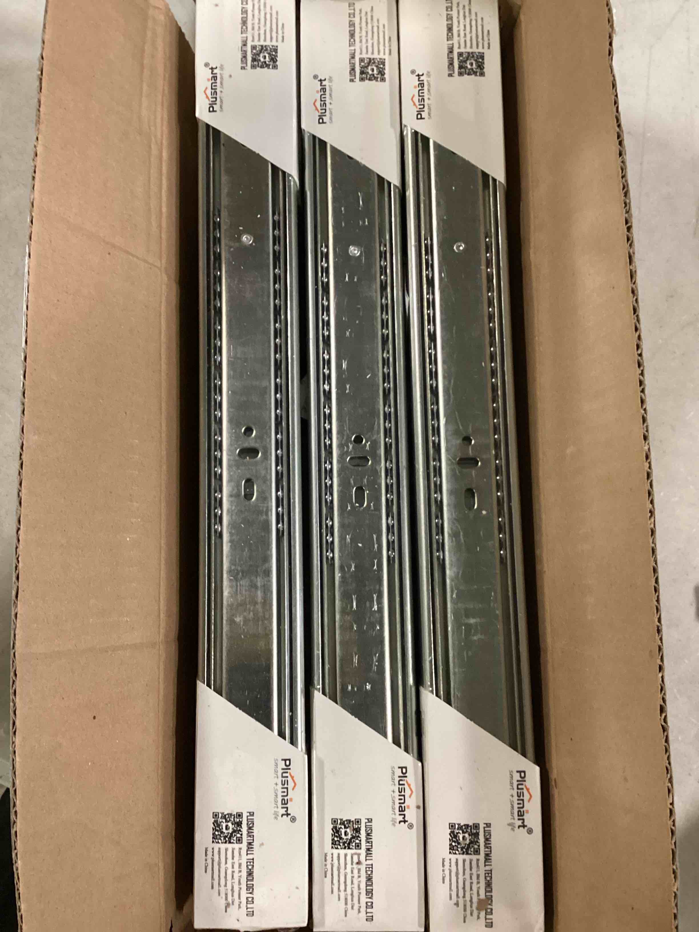 https://s3.amazonaws.com/lotting-images-prod/bidfta/GRN6549829_1716641259554.jpeg