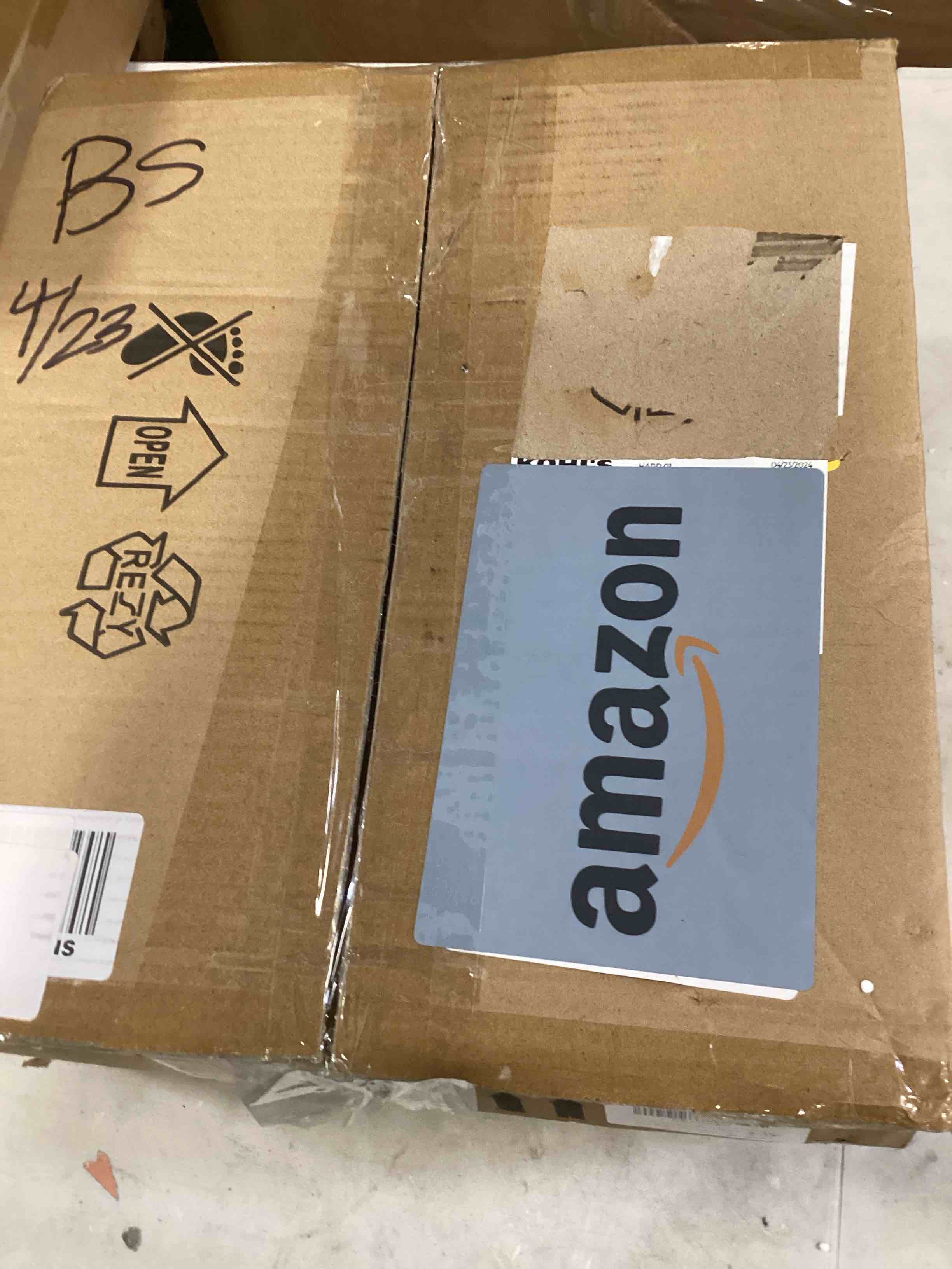 https://s3.amazonaws.com/lotting-images-prod/bidfta/GRN6549912_1716653445126.jpeg