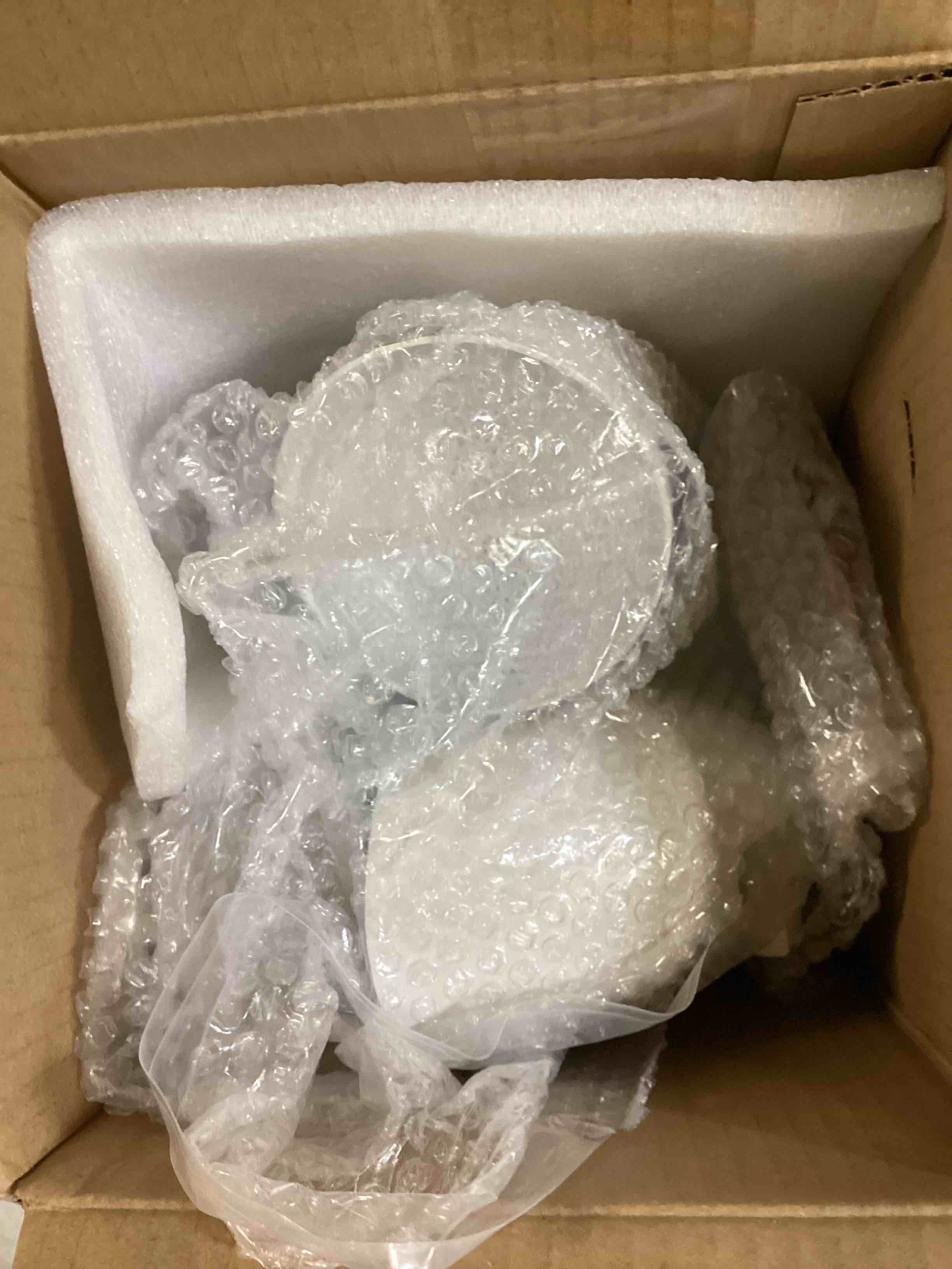 https://s3.amazonaws.com/lotting-images-prod/bidfta/GRN6550651_1717098112718.jpeg