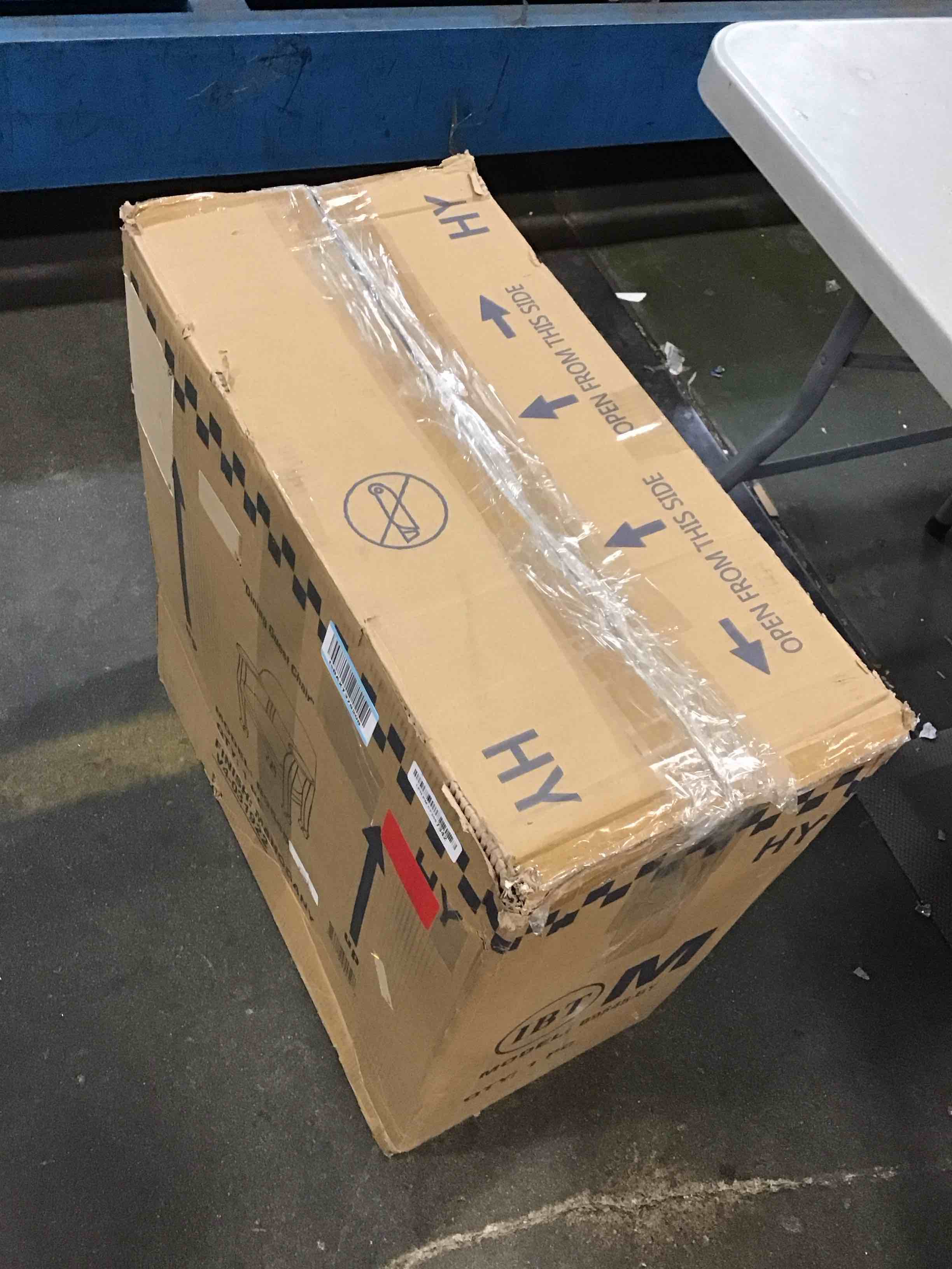 https://s3.amazonaws.com/lotting-images-prod/bidfta/GRN6554086_1716492686335.jpeg