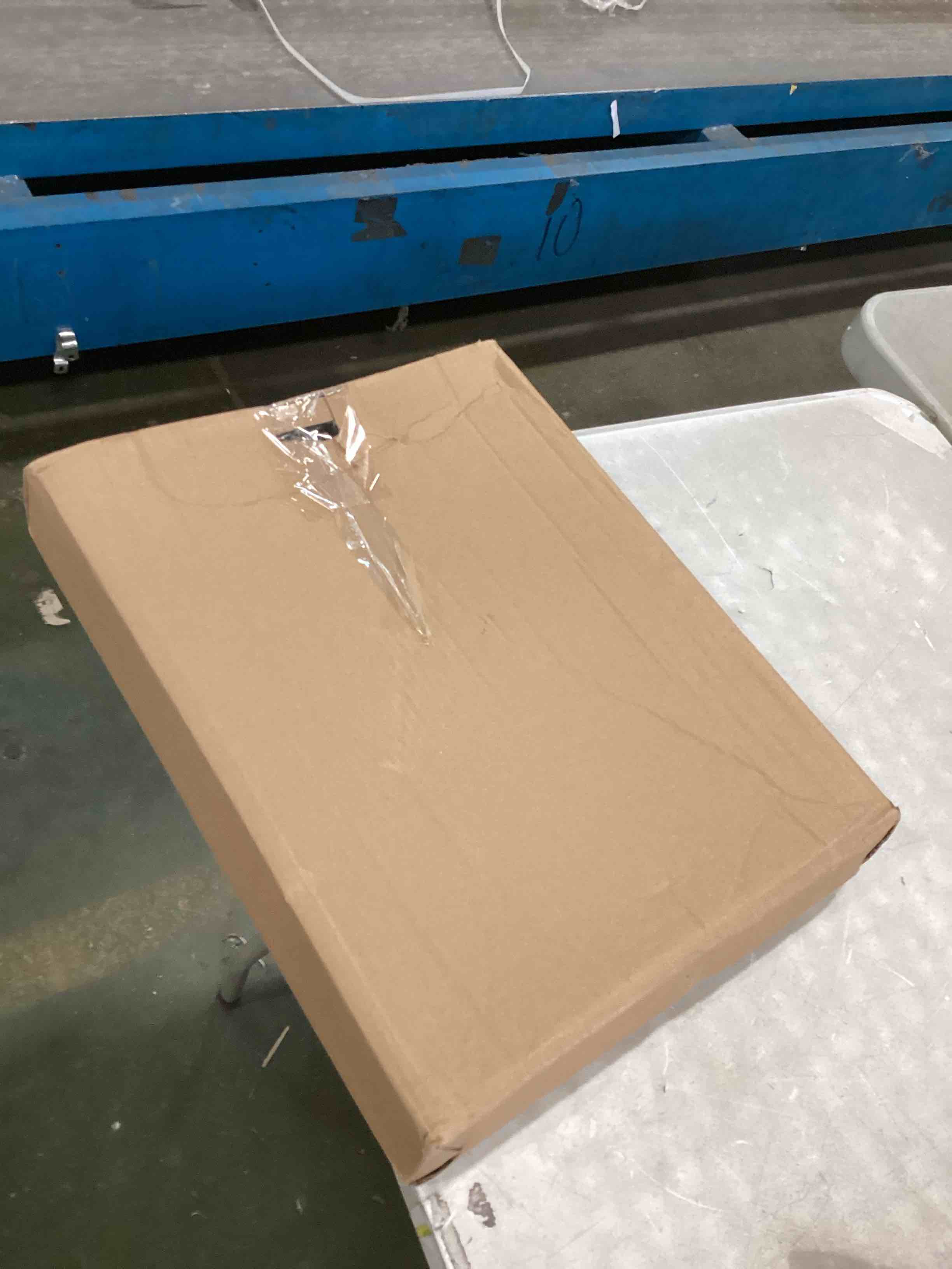 https://s3.amazonaws.com/lotting-images-prod/bidfta/GRN6554987_1717080106052.jpeg