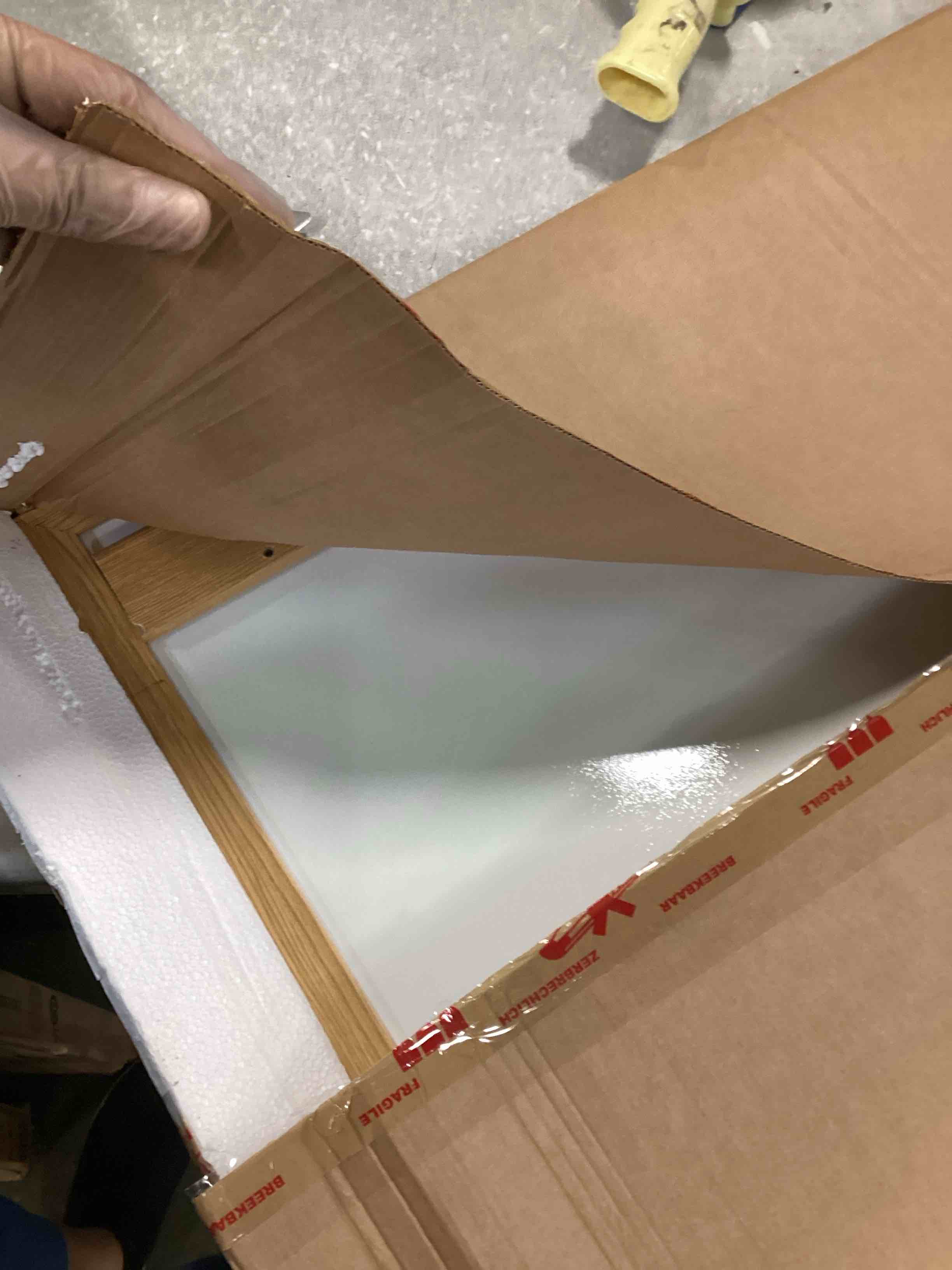 https://s3.amazonaws.com/lotting-images-prod/bidfta/GRN6555340_1717179723391.jpeg