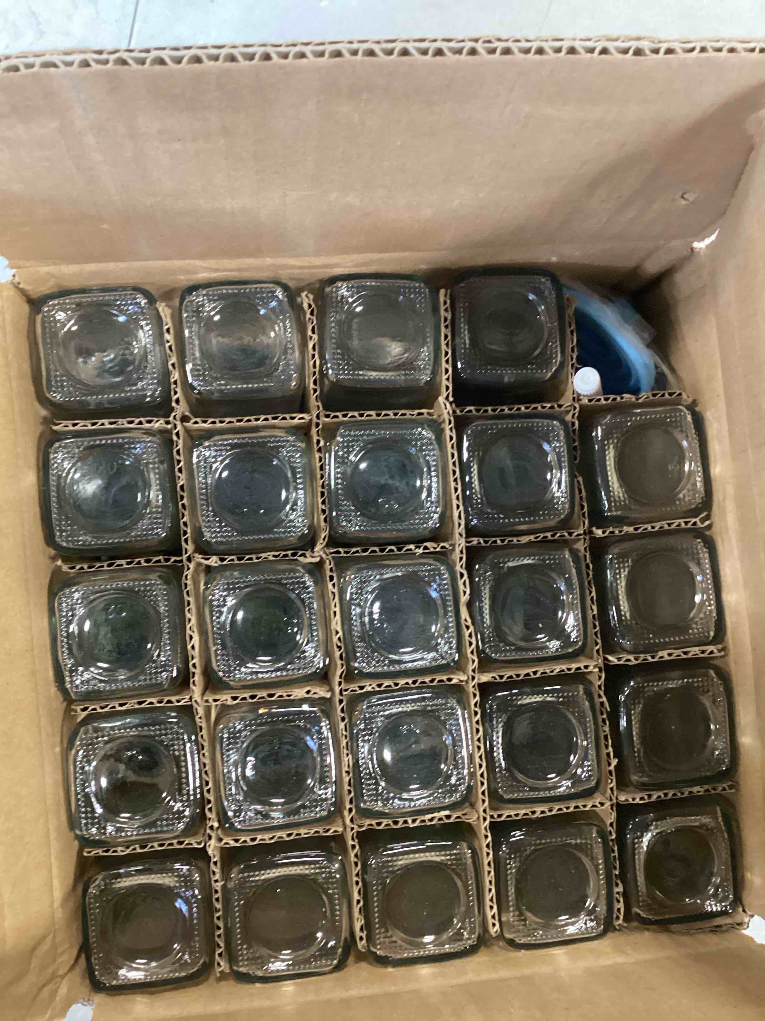 https://s3.amazonaws.com/lotting-images-prod/bidfta/GRN6555643_1716487017238.jpeg