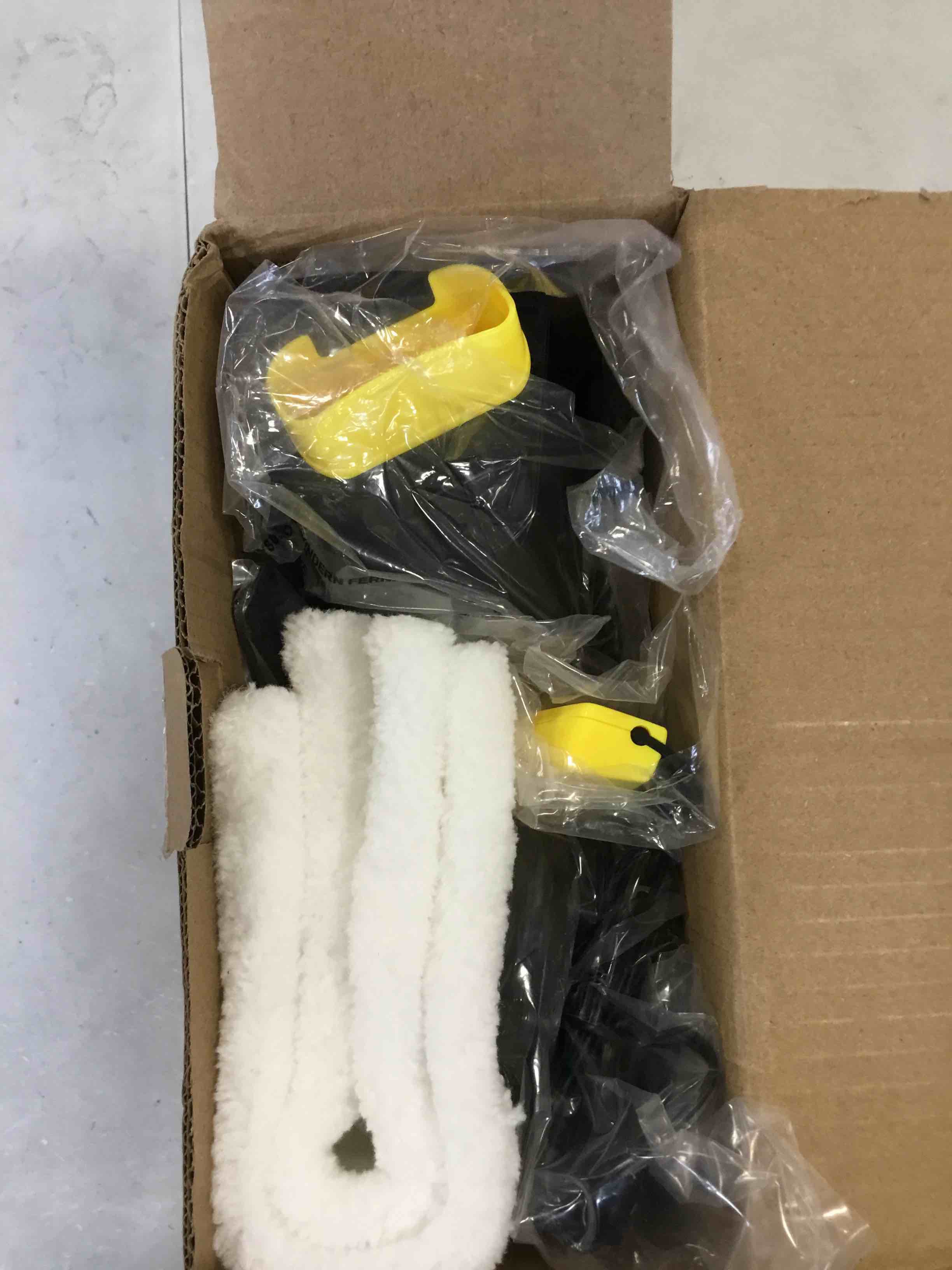 https://s3.amazonaws.com/lotting-images-prod/bidfta/GRN6555941_1716577361814.jpeg