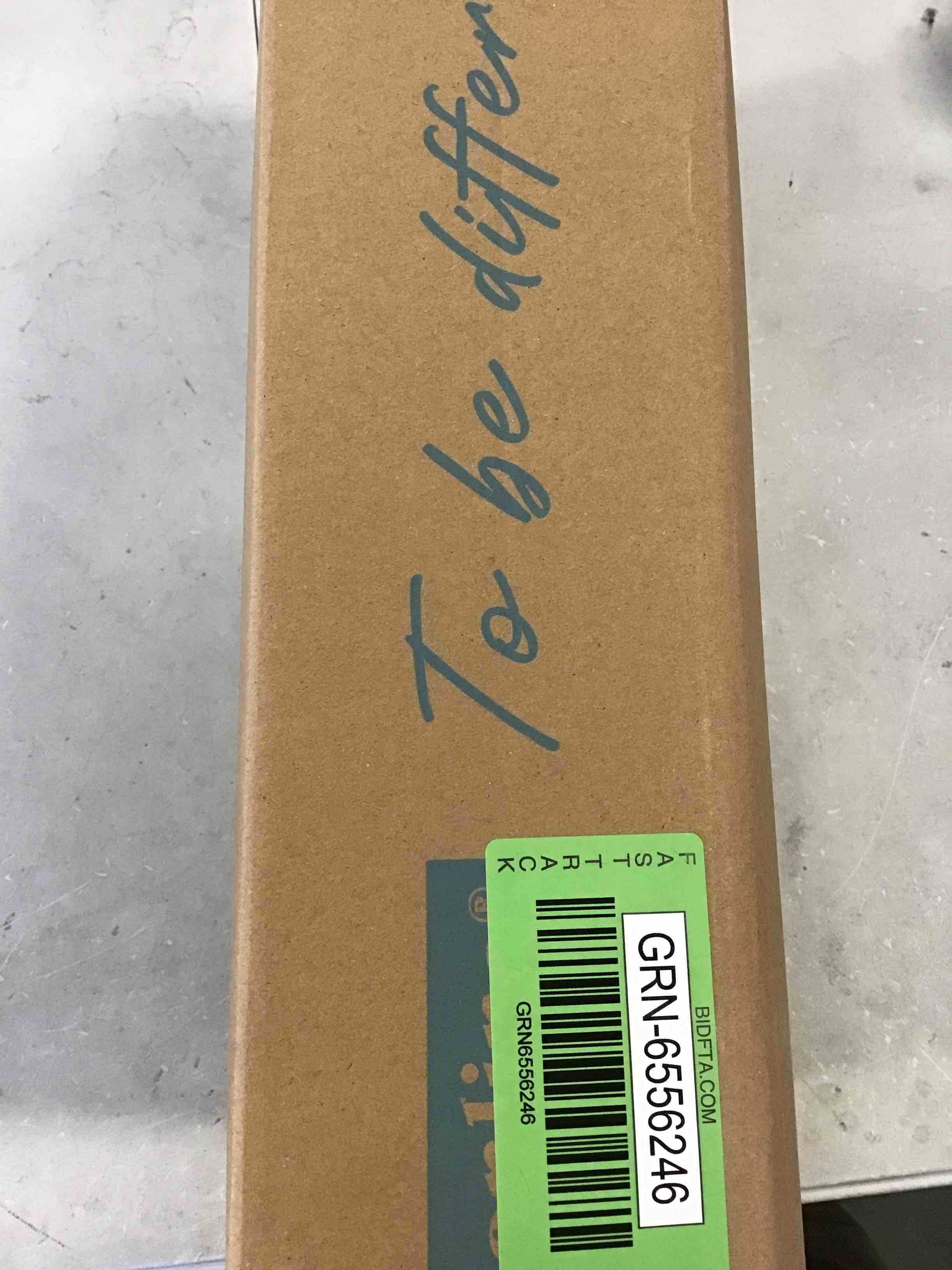 https://s3.amazonaws.com/lotting-images-prod/bidfta/GRN6556246_1716984818275.jpeg