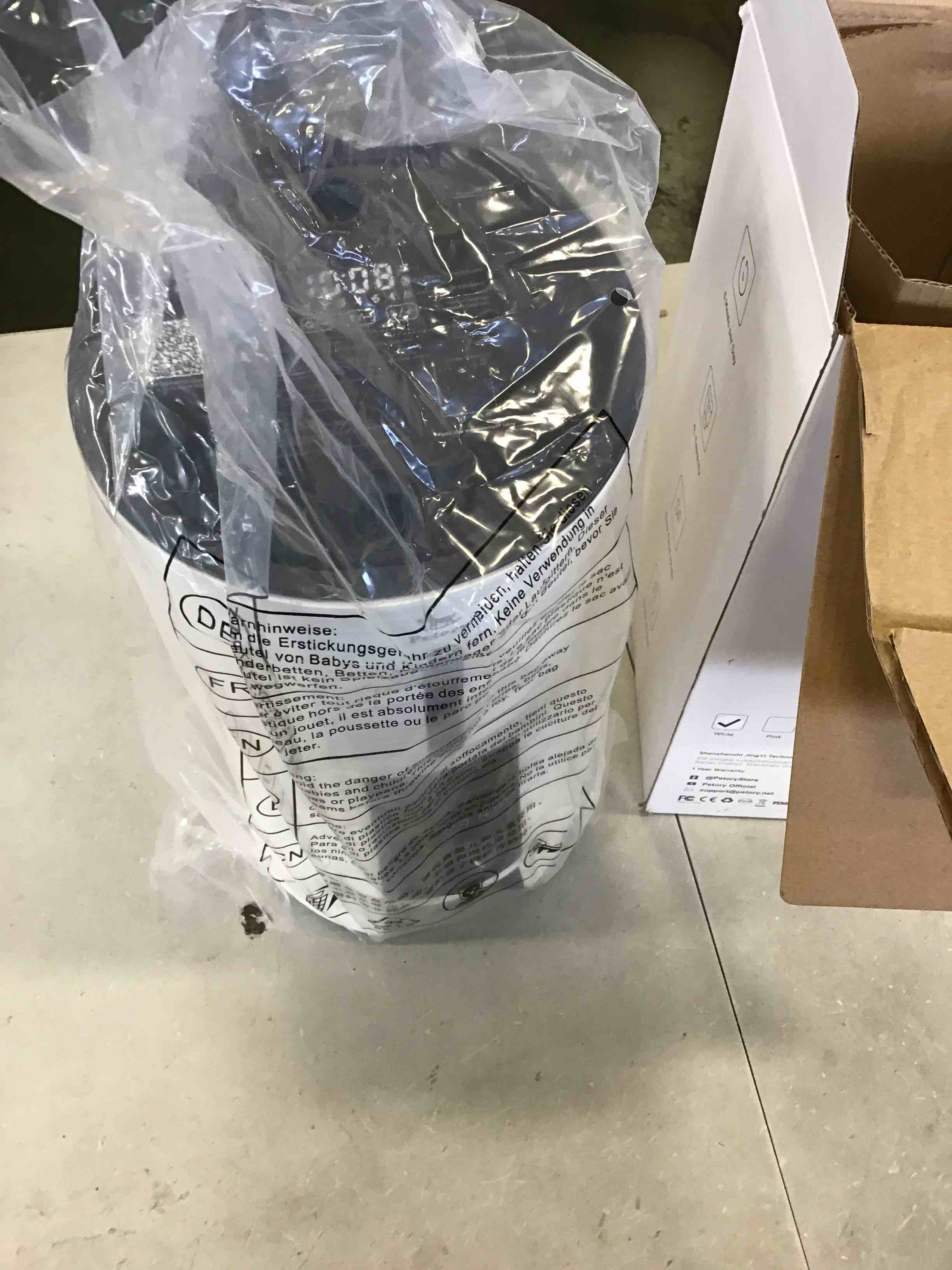 https://s3.amazonaws.com/lotting-images-prod/bidfta/GRN6556461_1717010910796.jpeg