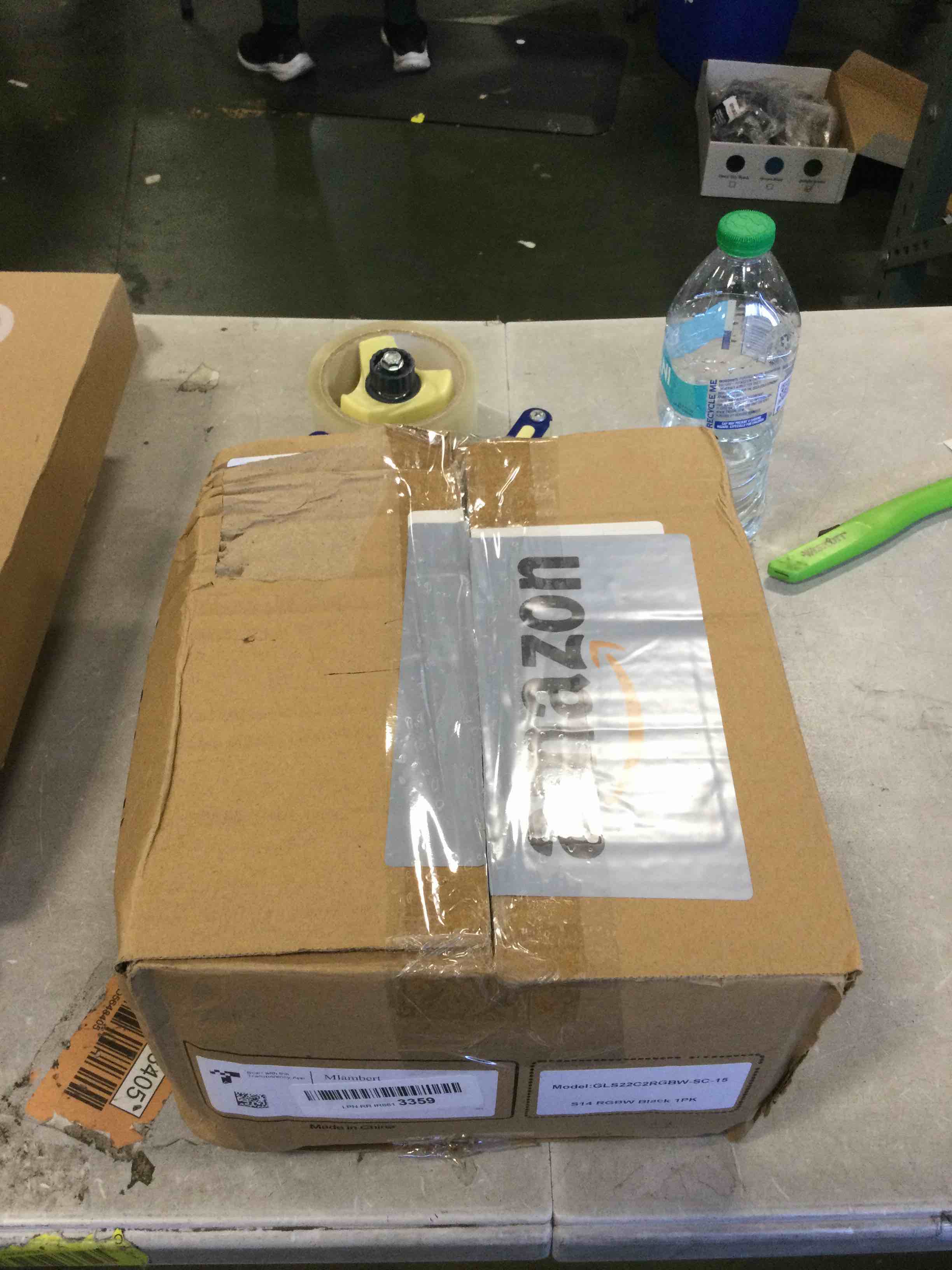 https://s3.amazonaws.com/lotting-images-prod/bidfta/GRN6557436_1716901693977.jpeg
