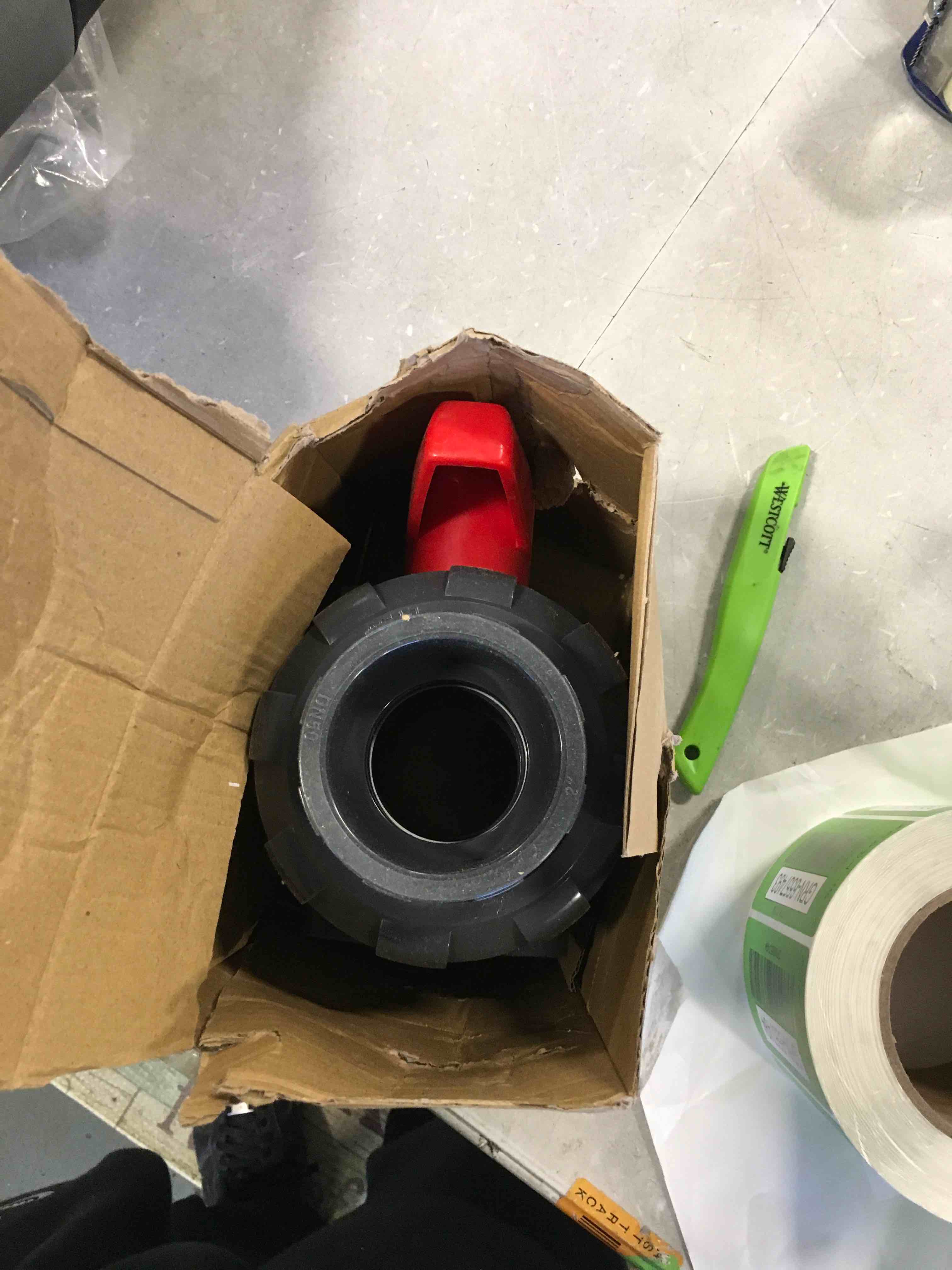 https://s3.amazonaws.com/lotting-images-prod/bidfta/GRN6557490_1716907862583.jpeg