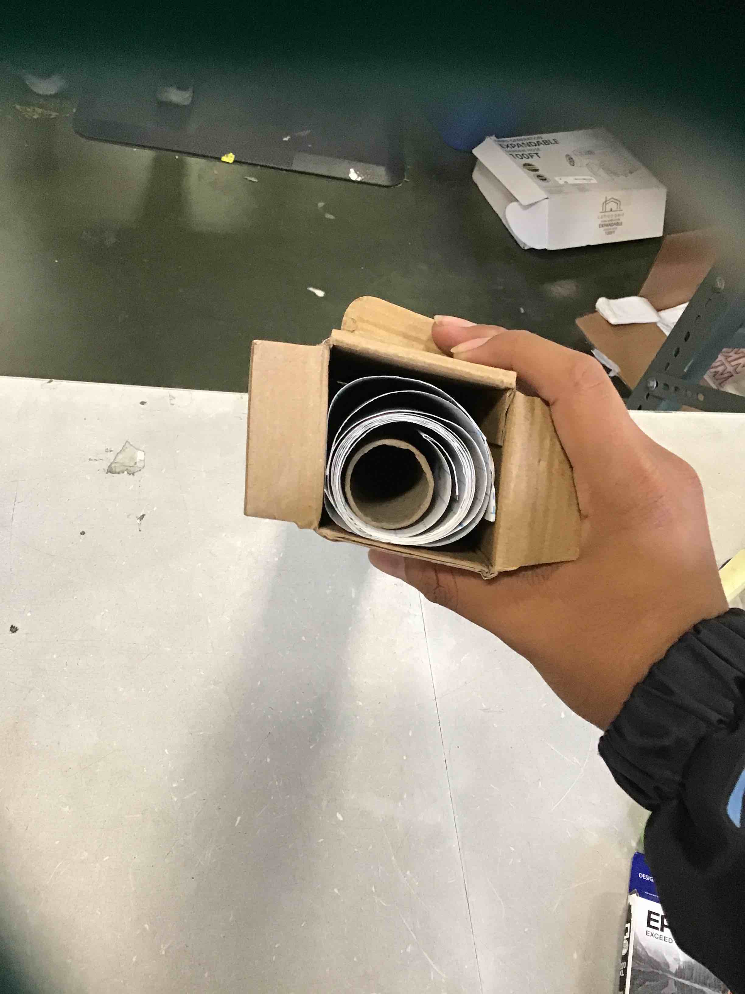 https://s3.amazonaws.com/lotting-images-prod/bidfta/GRN6557808_1717003049861.jpeg