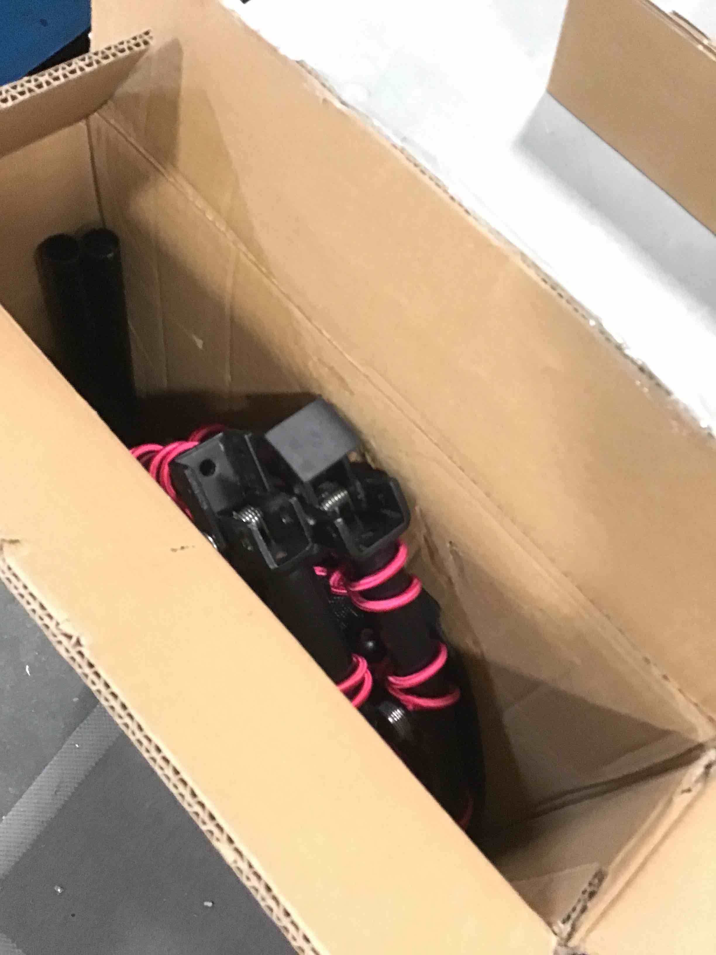 https://s3.amazonaws.com/lotting-images-prod/bidfta/GRN6559149_1716989677839.jpeg
