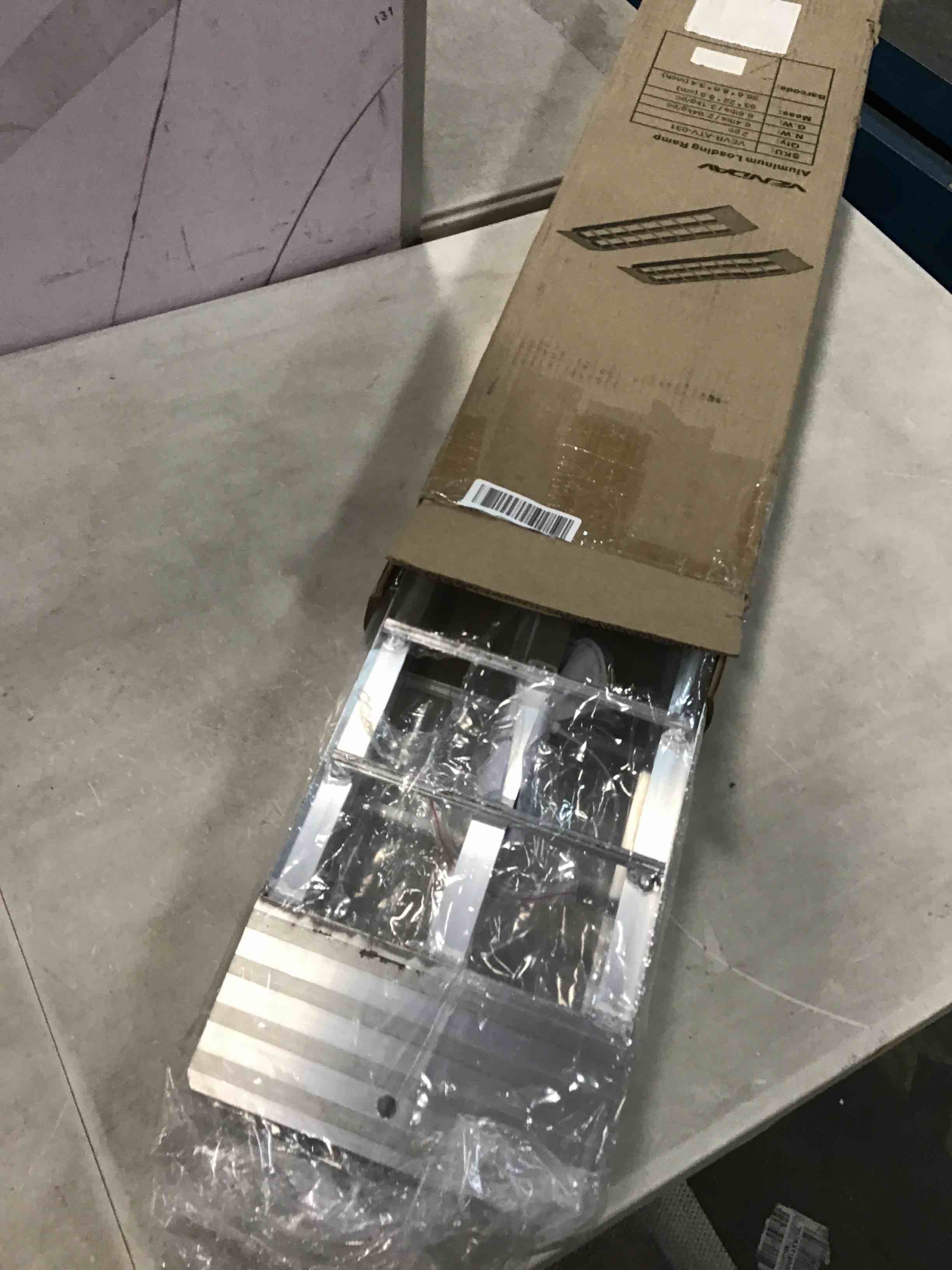 https://s3.amazonaws.com/lotting-images-prod/bidfta/GRN6559341_1717069495054.jpeg