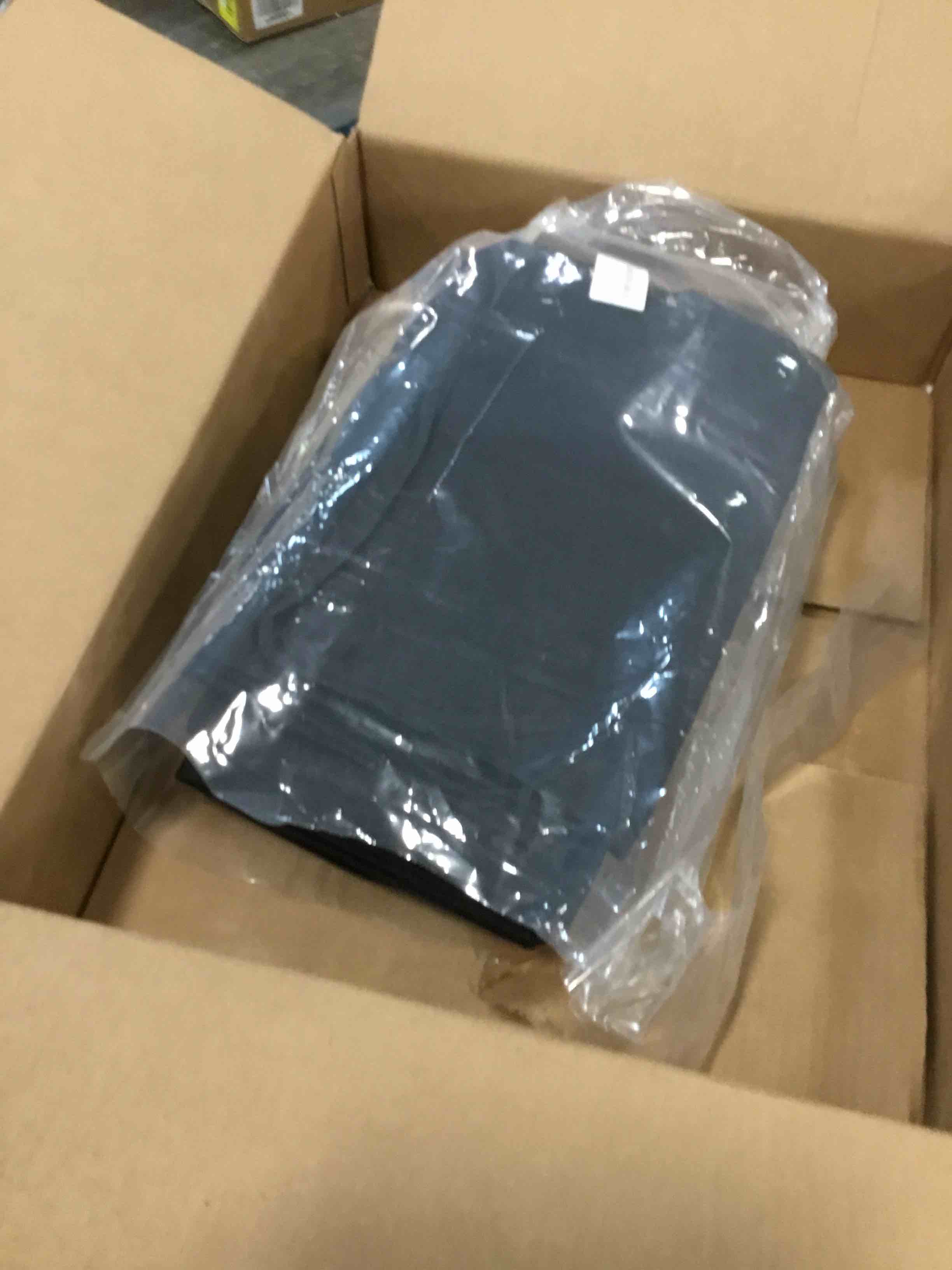https://s3.amazonaws.com/lotting-images-prod/bidfta/GRN6559721_1717171054649.jpeg