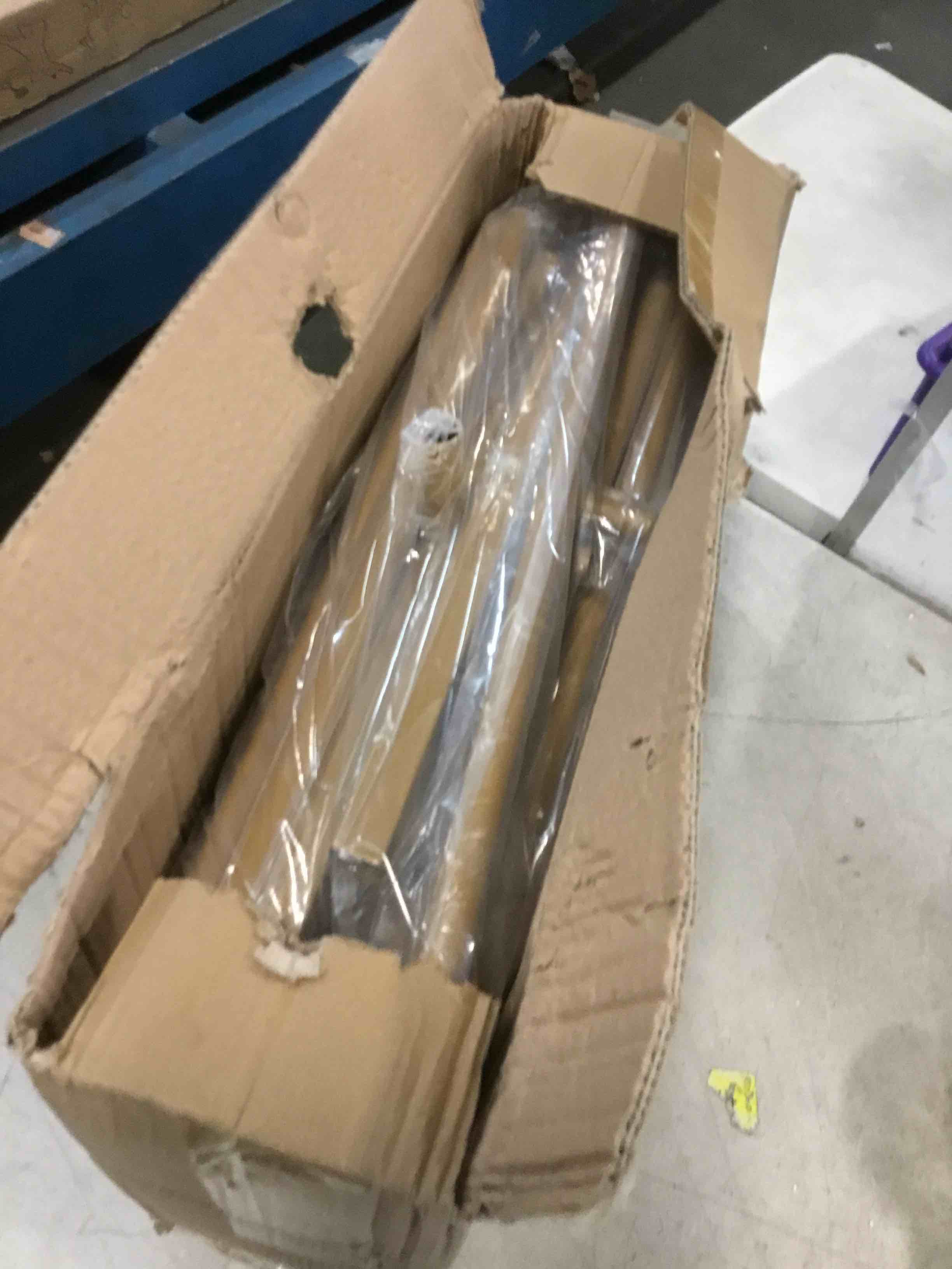 https://s3.amazonaws.com/lotting-images-prod/bidfta/GRN6559747_1717176323168.jpeg