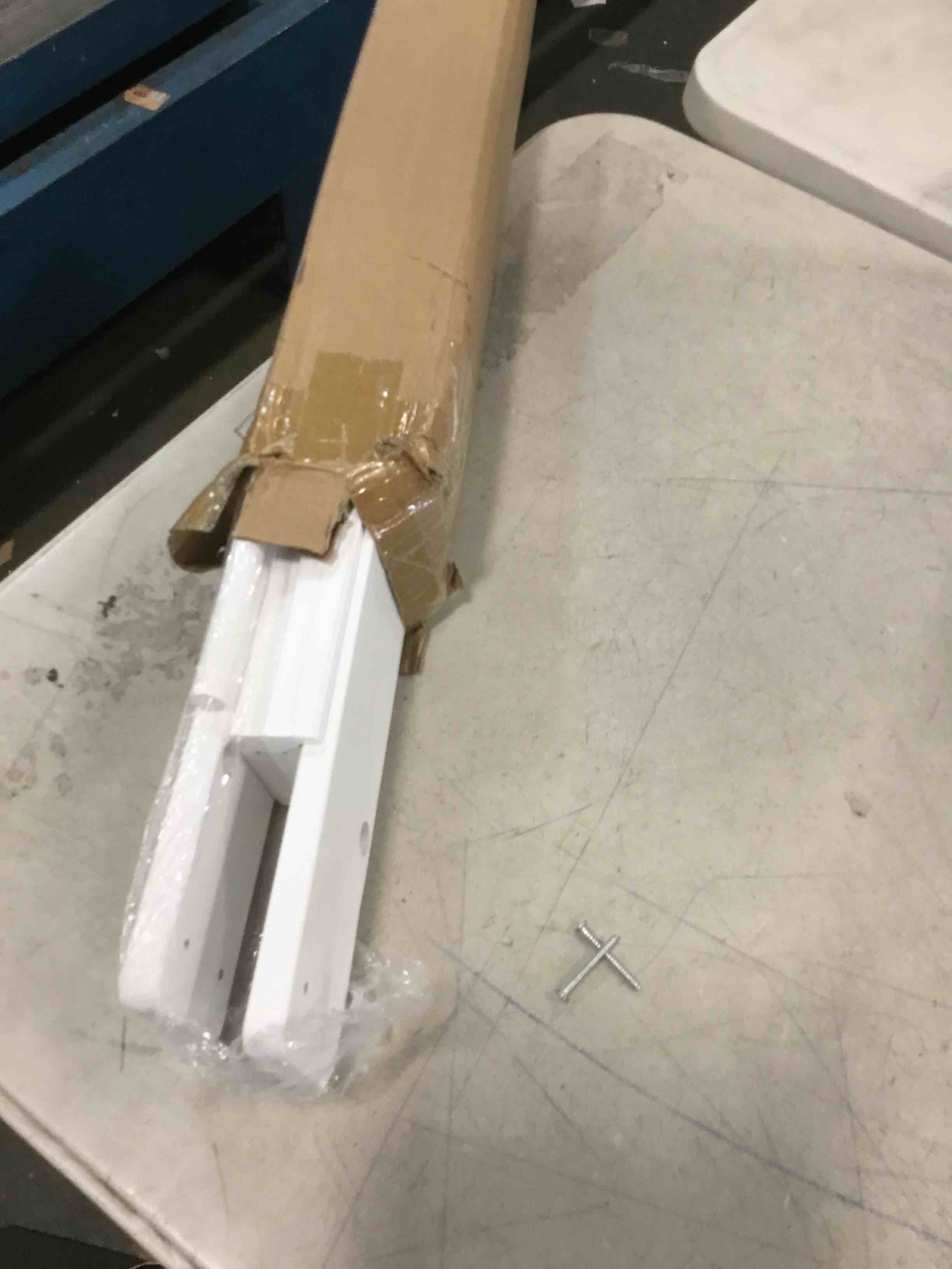 https://s3.amazonaws.com/lotting-images-prod/bidfta/GRN6559748_1717176418892.jpeg