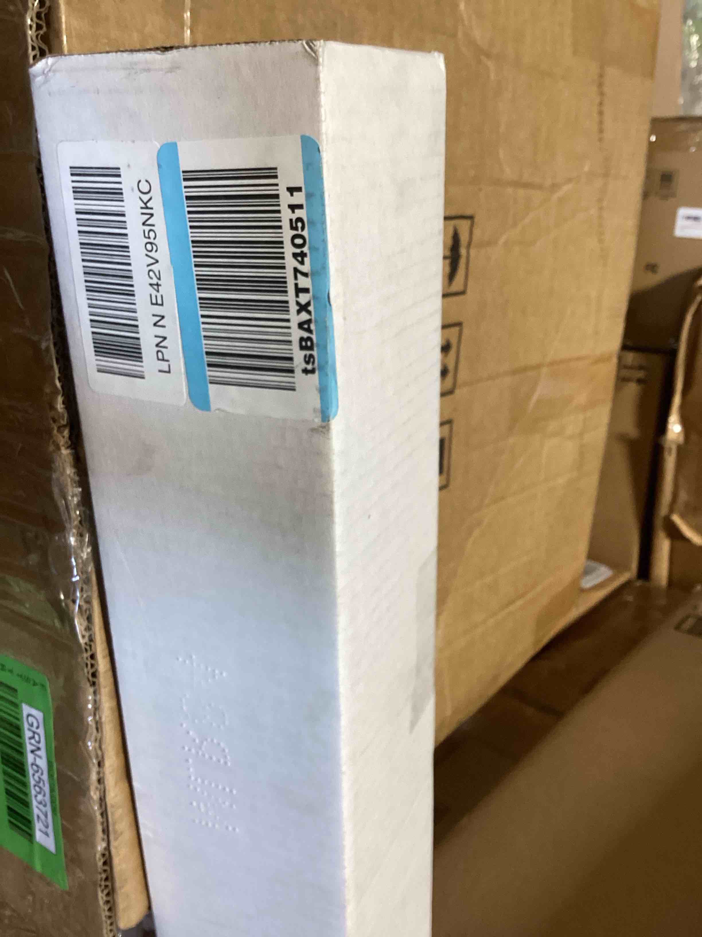 https://s3.amazonaws.com/lotting-images-prod/bidfta/GRN6563722_1723568752522.jpeg
