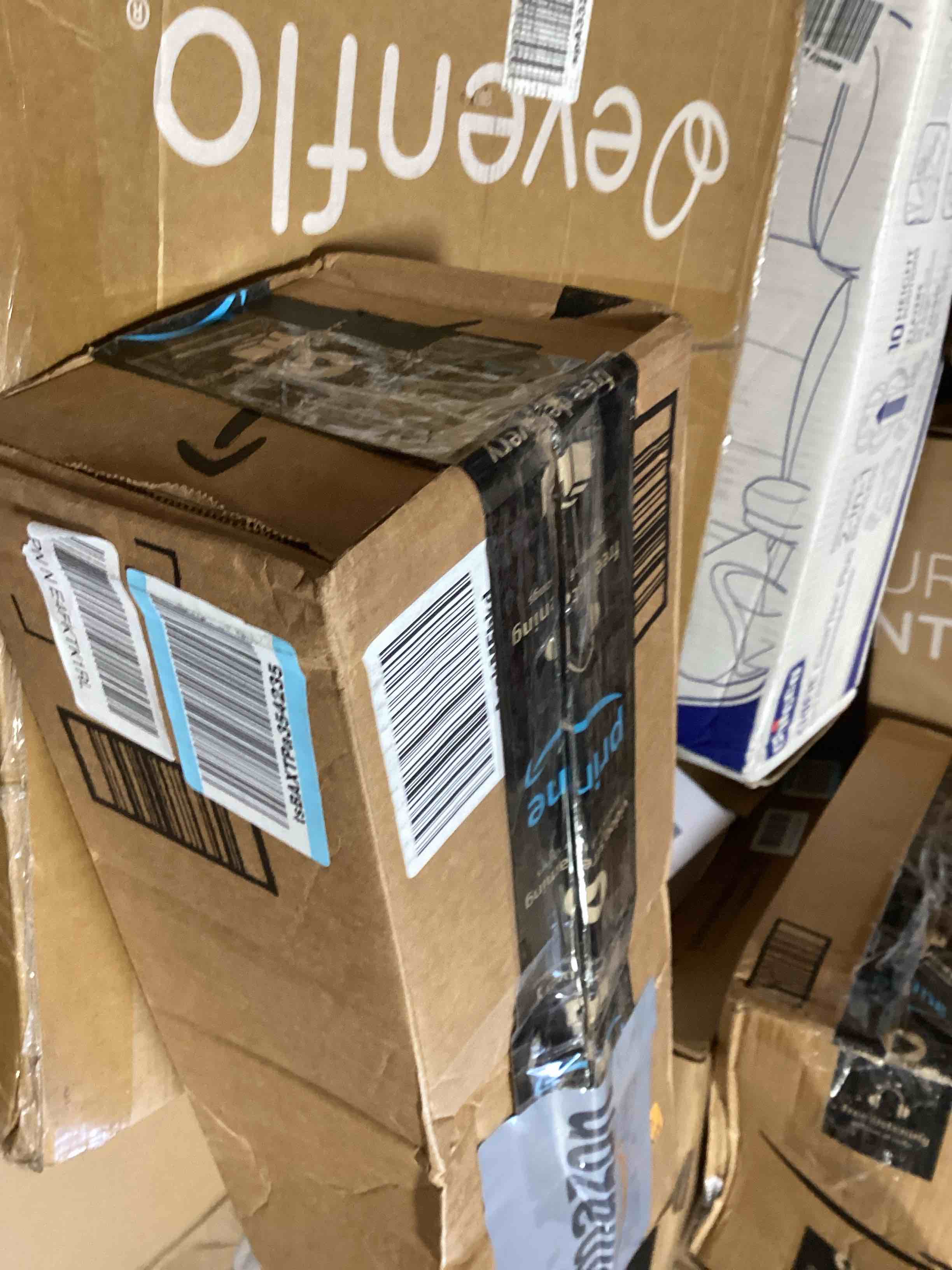 https://s3.amazonaws.com/lotting-images-prod/bidfta/GRN6563775_1723576608012.jpeg