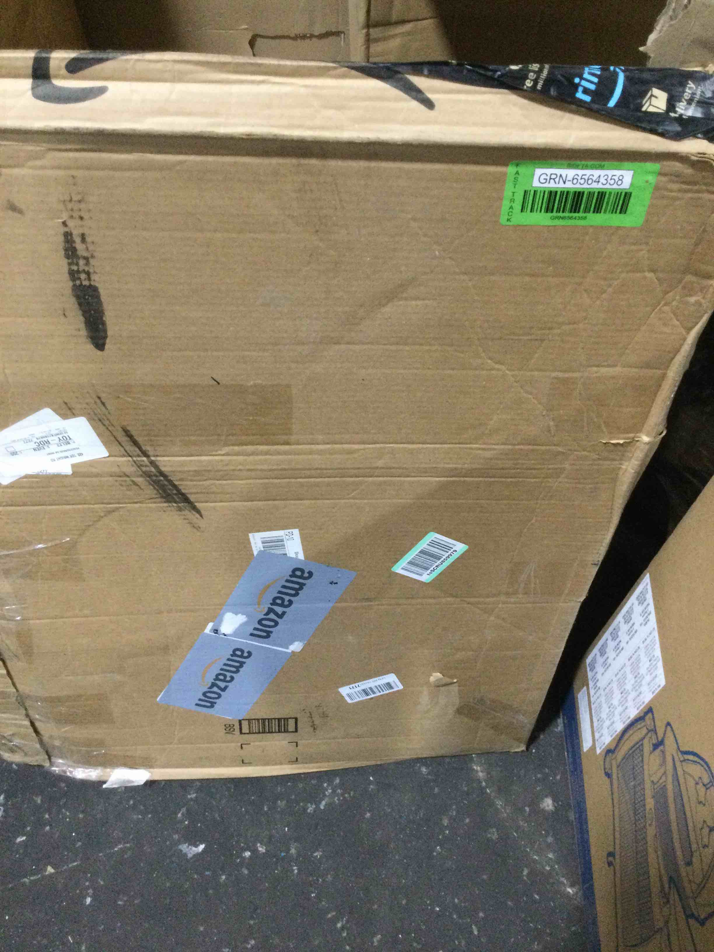 https://s3.amazonaws.com/lotting-images-prod/bidfta/GRN6564358_1724792557116.jpeg