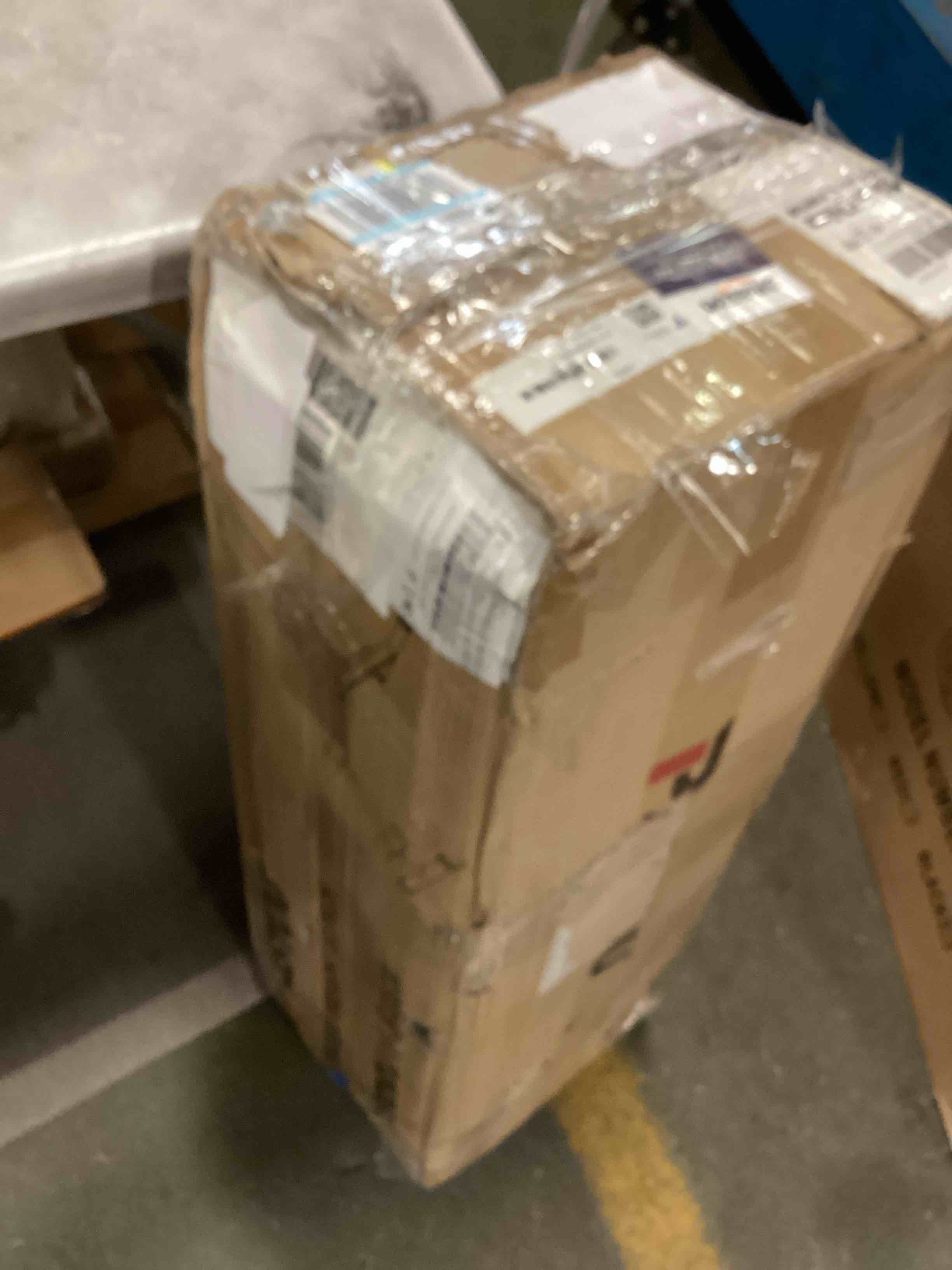 https://s3.amazonaws.com/lotting-images-prod/bidfta/GRN6573042_1719323902708.jpeg