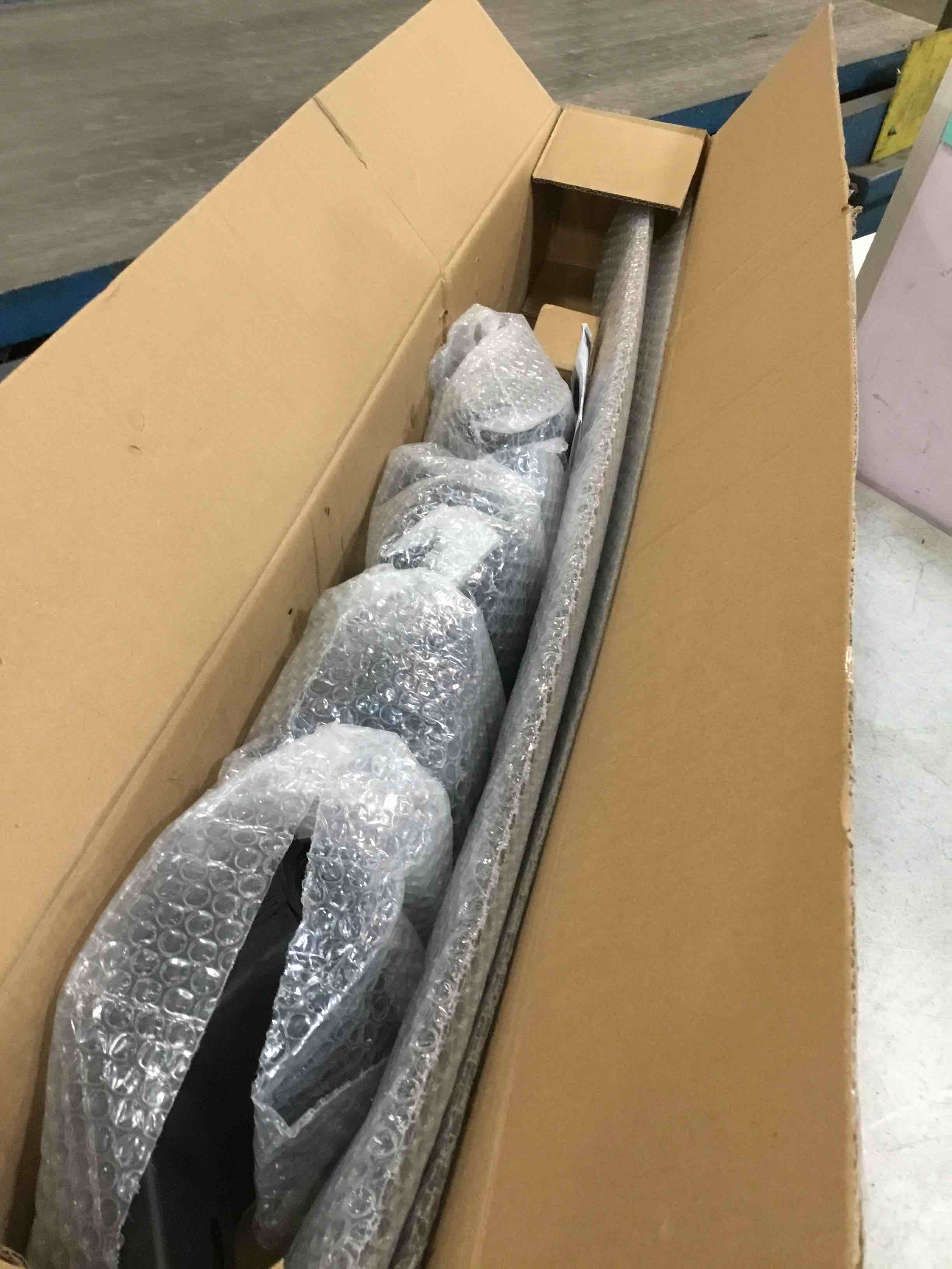 https://s3.amazonaws.com/lotting-images-prod/bidfta/GRN6575423_1715599765216.jpeg