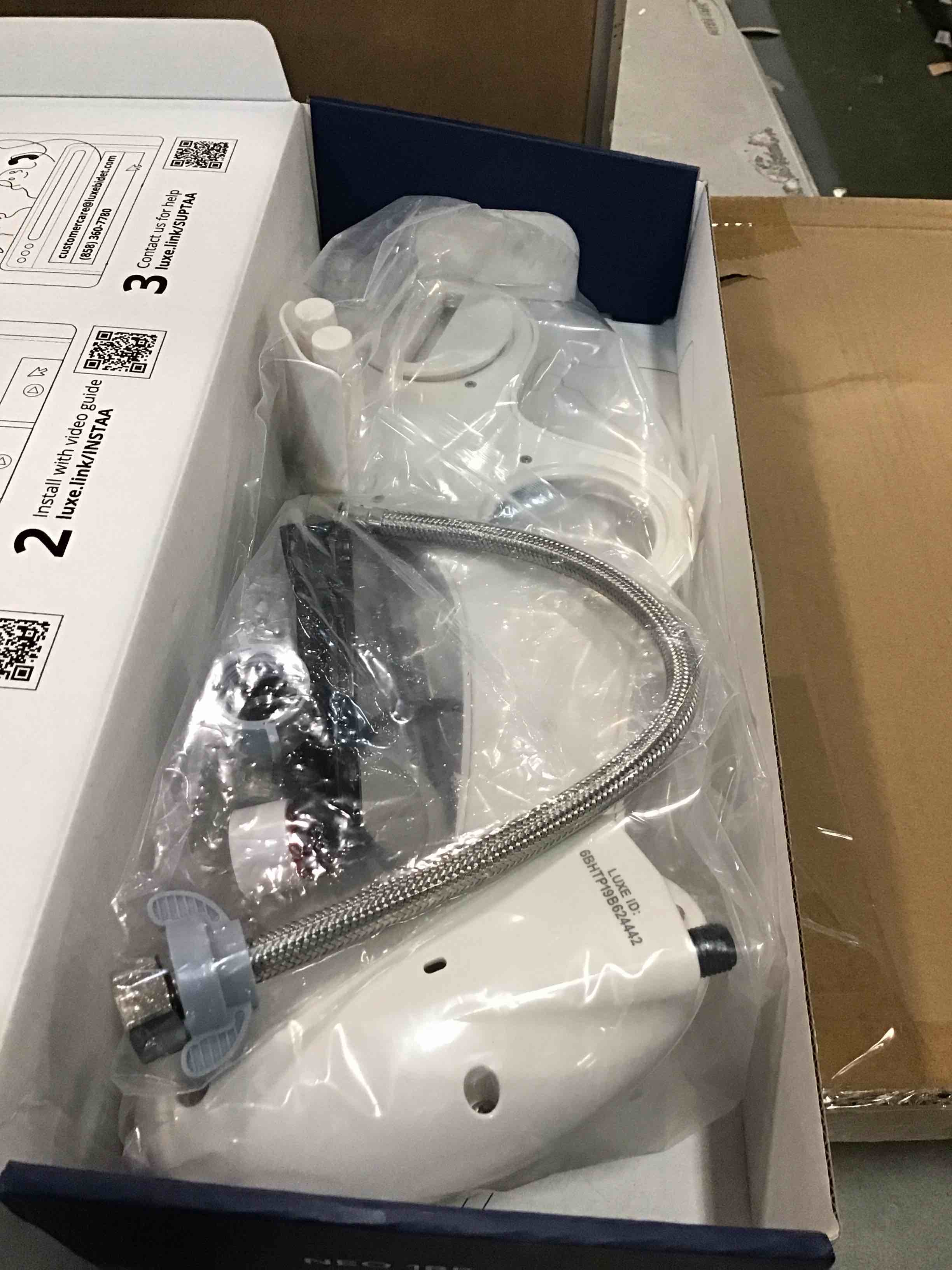 https://s3.amazonaws.com/lotting-images-prod/bidfta/GRN6575831_1715711177446.jpeg