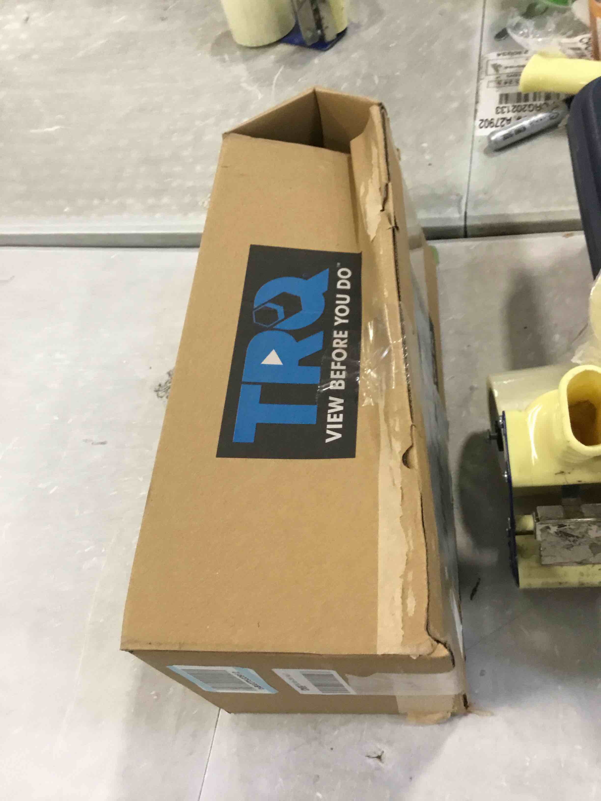 https://s3.amazonaws.com/lotting-images-prod/bidfta/GRN6577477_1715702737441.jpeg