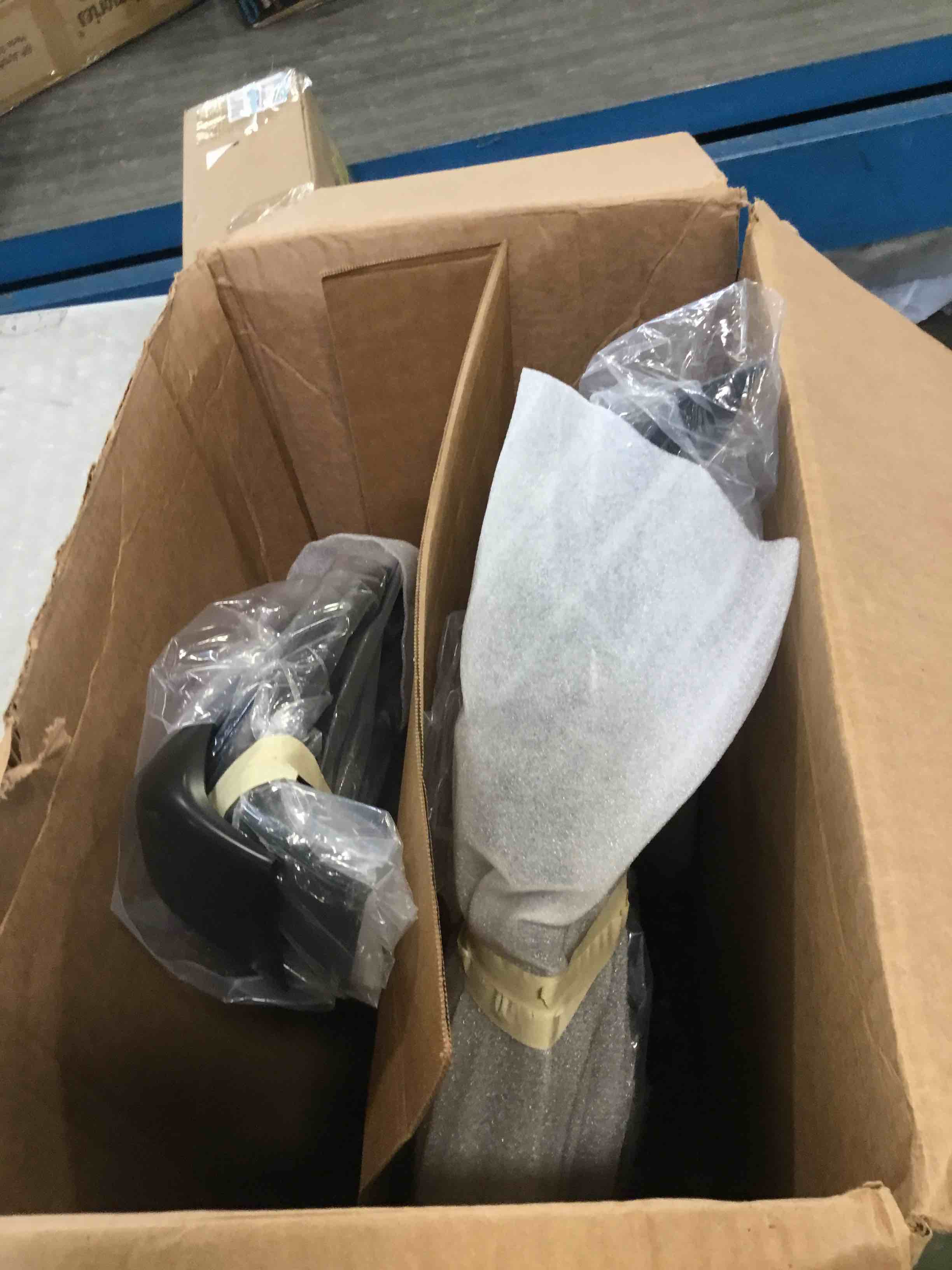 https://s3.amazonaws.com/lotting-images-prod/bidfta/GRN6577777_1715798539465.jpeg