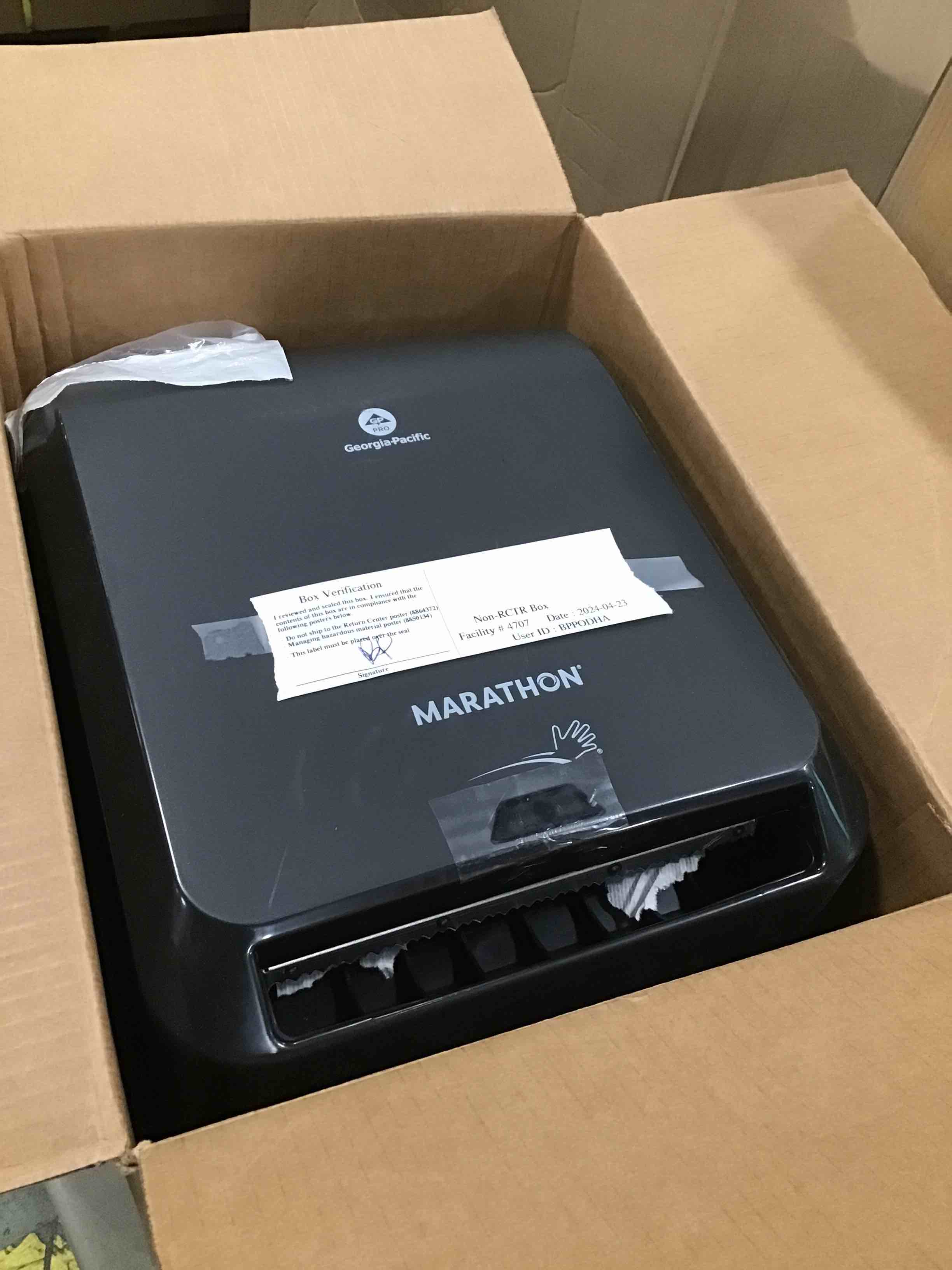 https://s3.amazonaws.com/lotting-images-prod/bidfta/GRN6578663_1715772440579.jpeg
