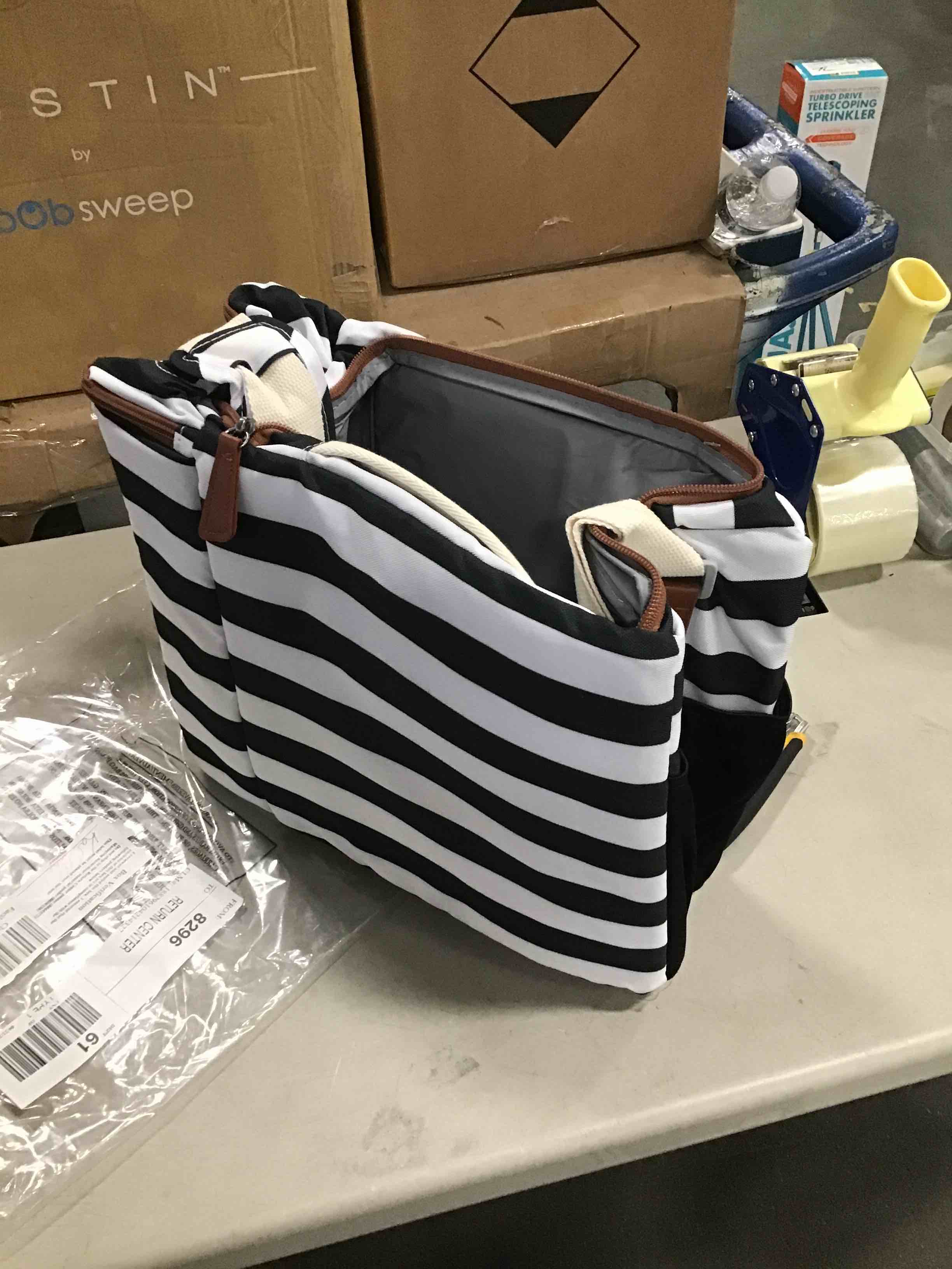 https://s3.amazonaws.com/lotting-images-prod/bidfta/GRN6578686_1715778929295.jpeg