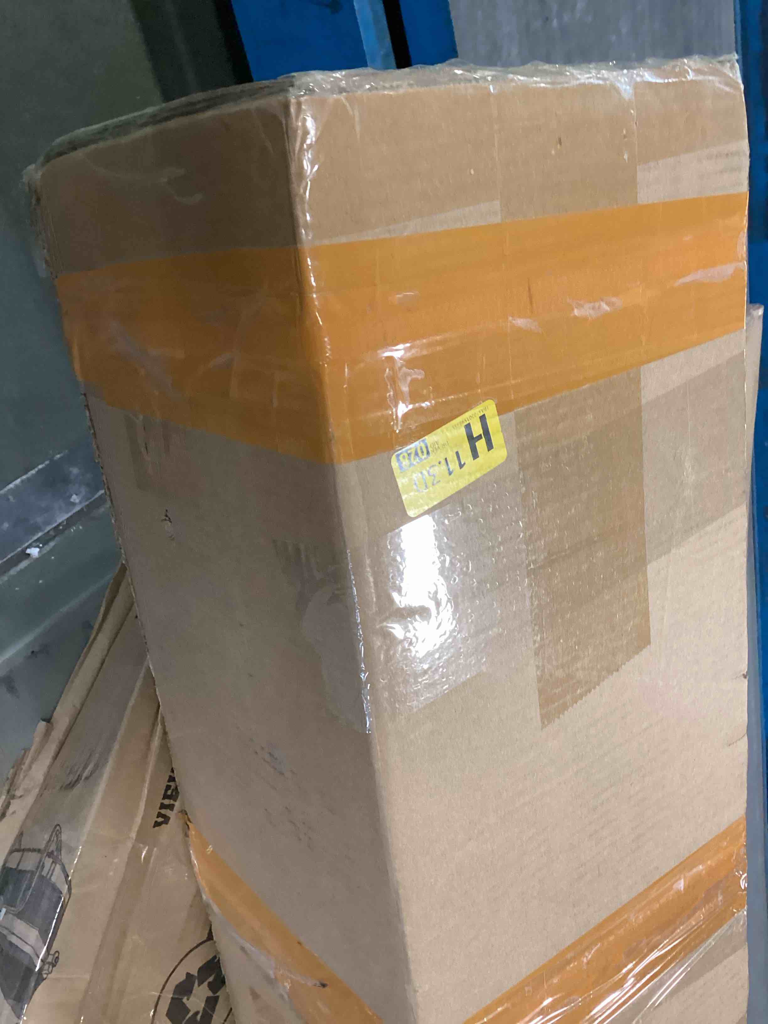 https://s3.amazonaws.com/lotting-images-prod/bidfta/GRN6582598_1715437410836.jpeg