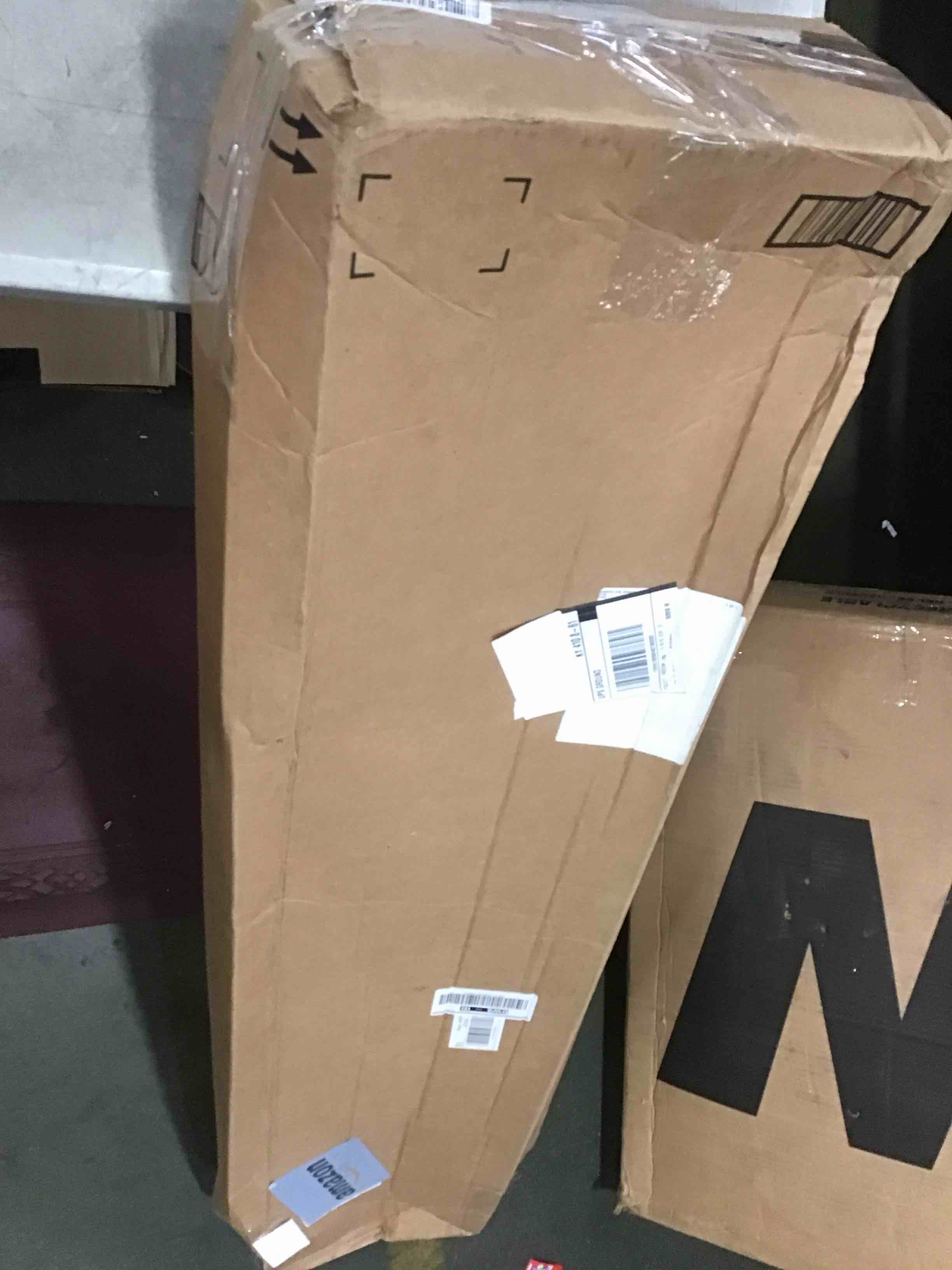 https://s3.amazonaws.com/lotting-images-prod/bidfta/GRN6584795_1716041748931.jpeg