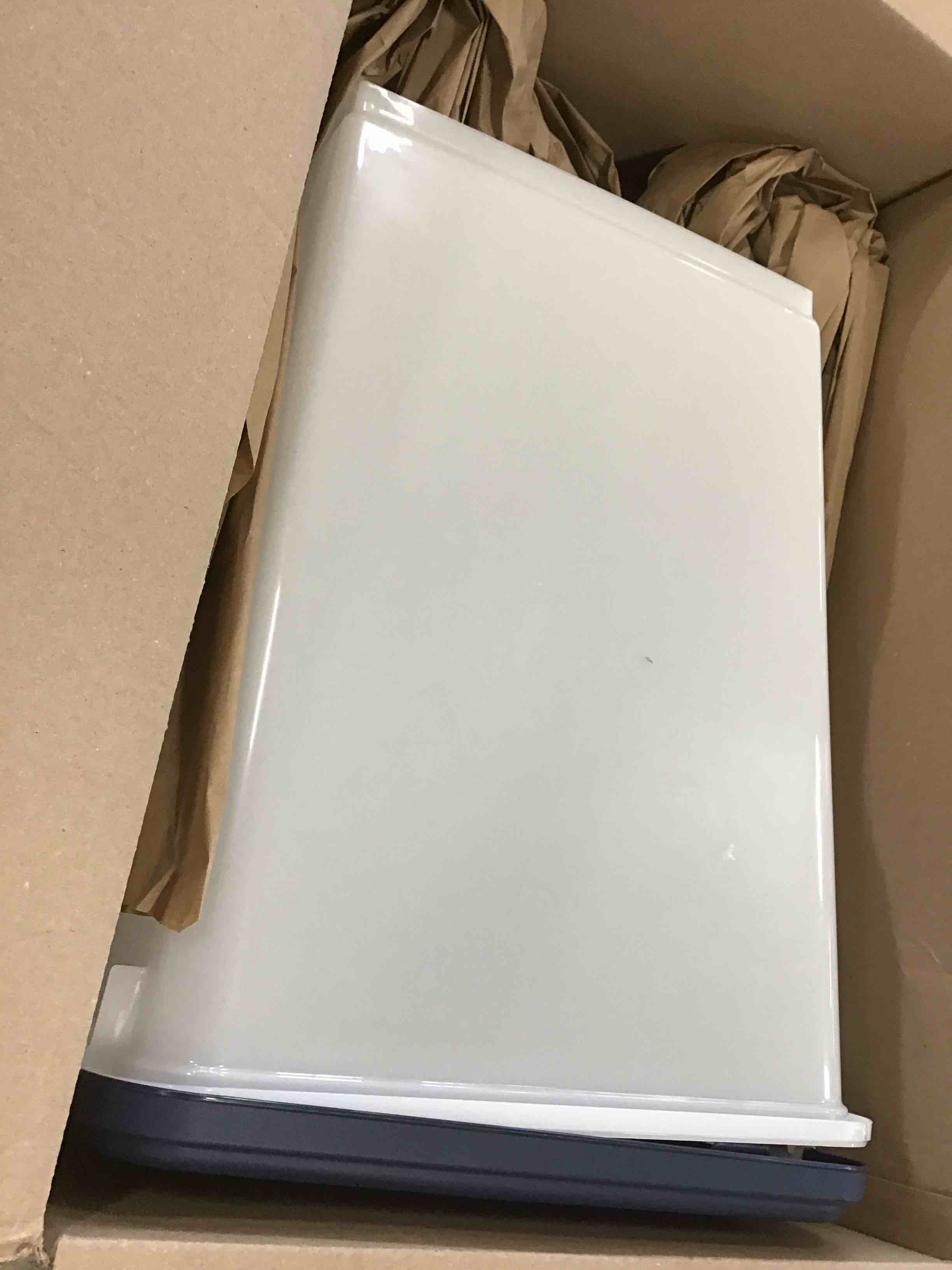 https://s3.amazonaws.com/lotting-images-prod/bidfta/GRN6584999_1716211379807.jpeg