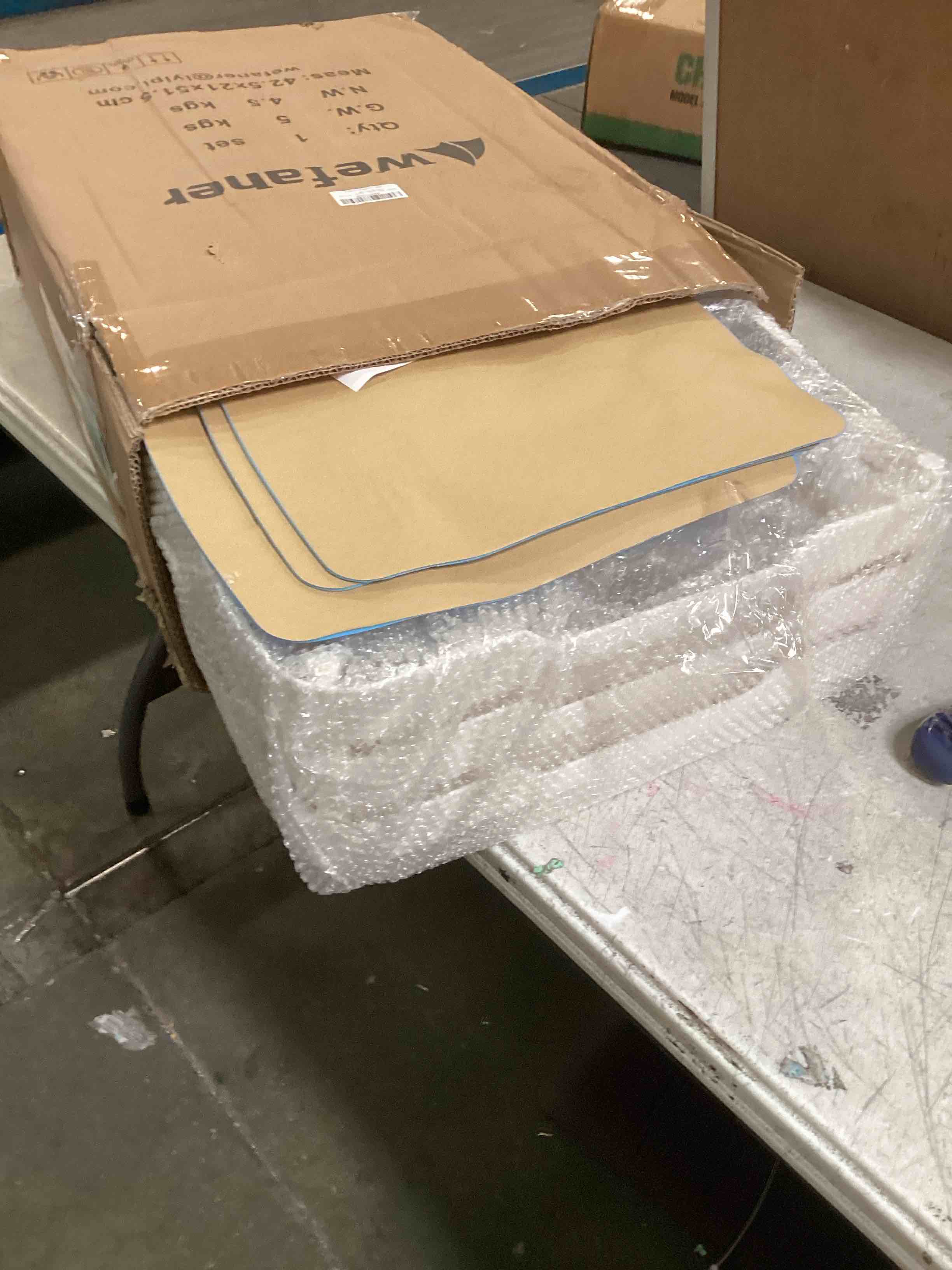 https://s3.amazonaws.com/lotting-images-prod/bidfta/GRN6586416_1716308932415.jpeg