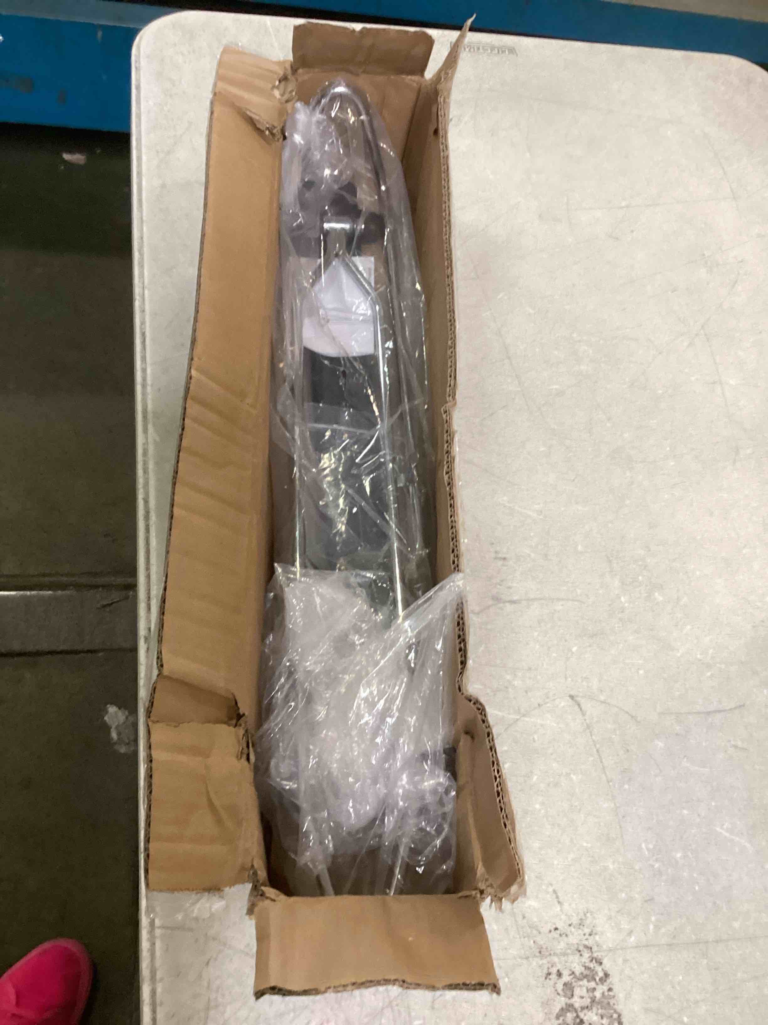 https://s3.amazonaws.com/lotting-images-prod/bidfta/GRN6586481_1716321271294.jpeg