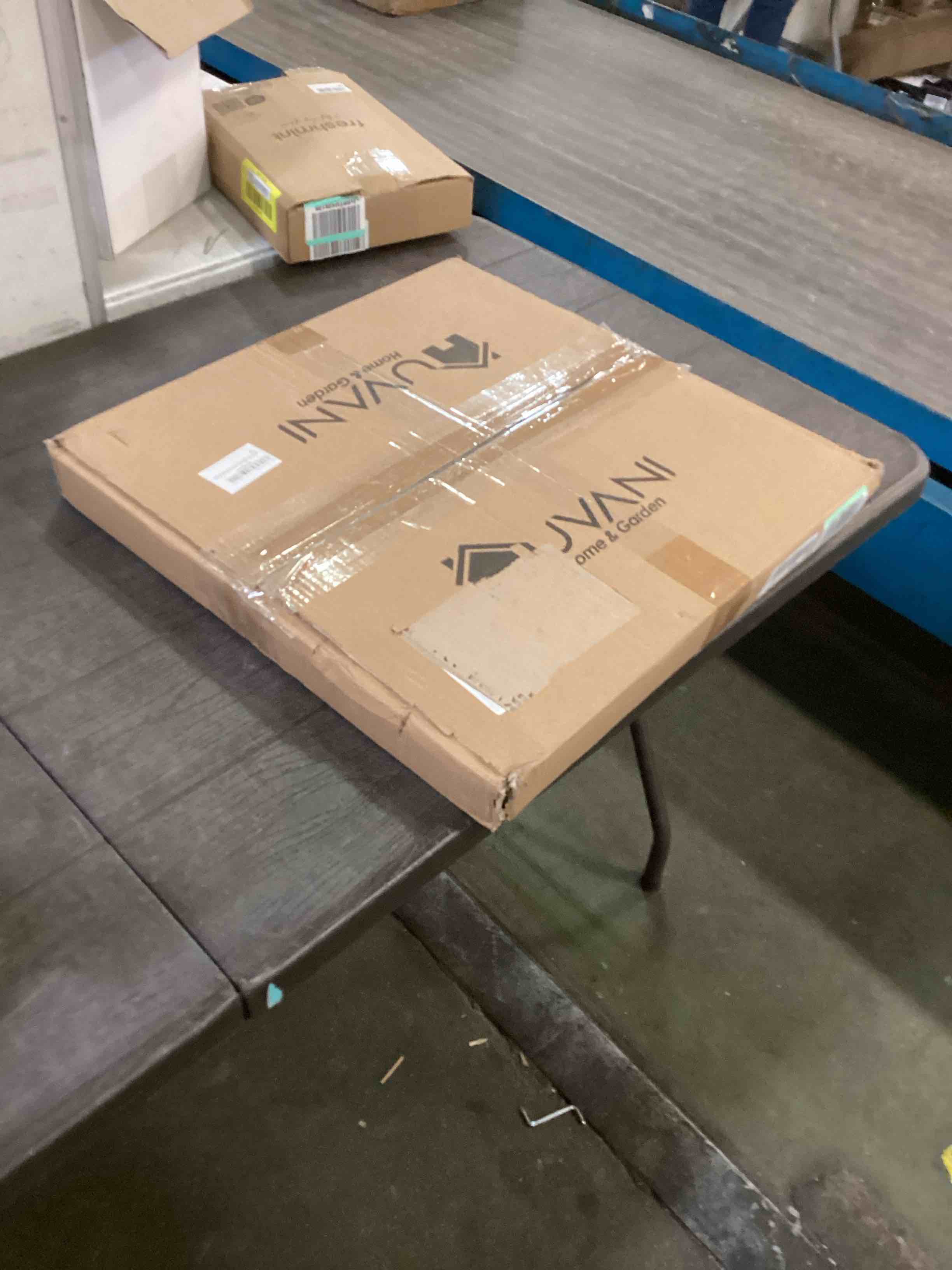 https://s3.amazonaws.com/lotting-images-prod/bidfta/GRN6586585_1716392427021.jpeg