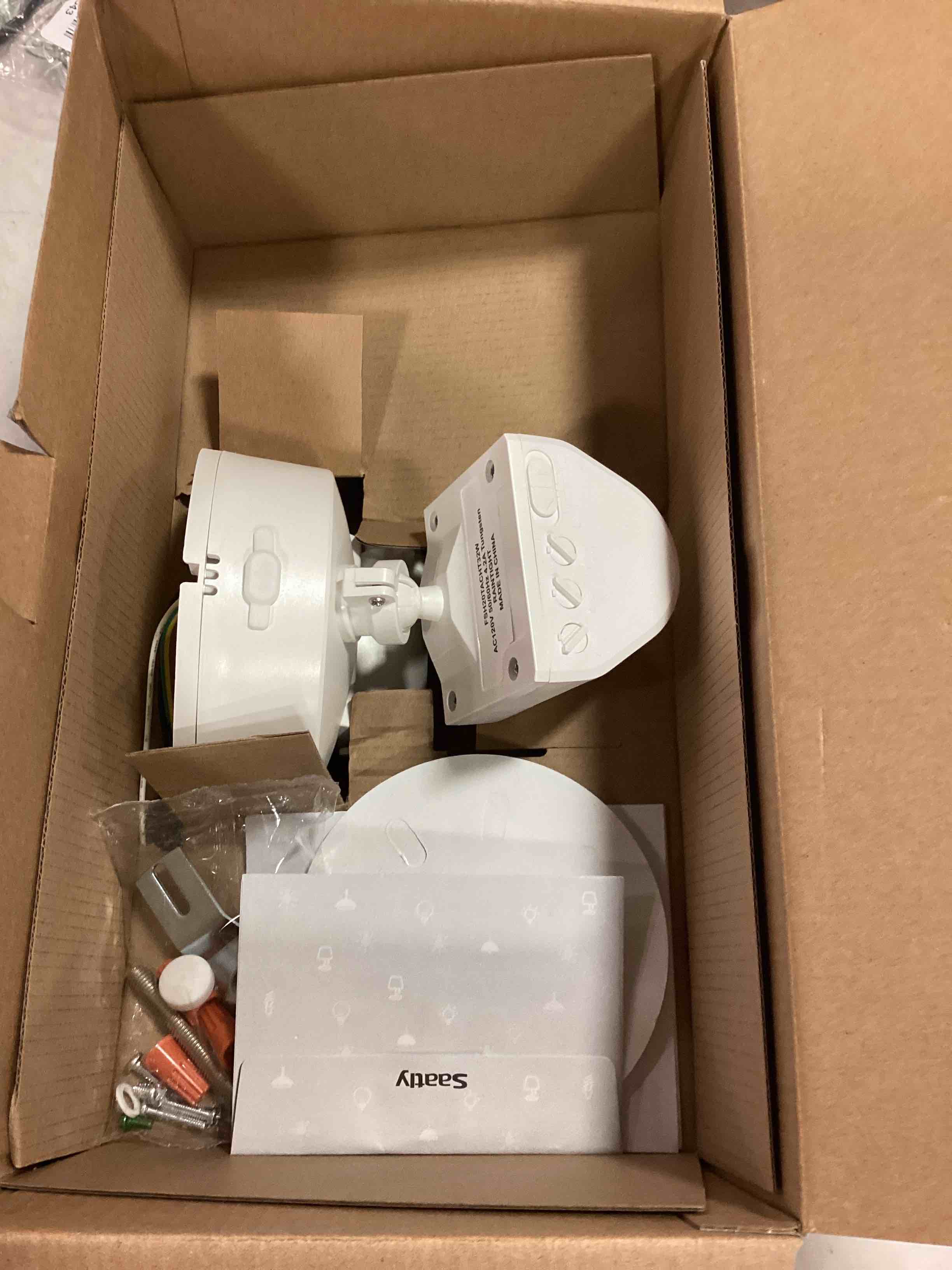 https://s3.amazonaws.com/lotting-images-prod/bidfta/GRN6588323_1716232280047.jpeg